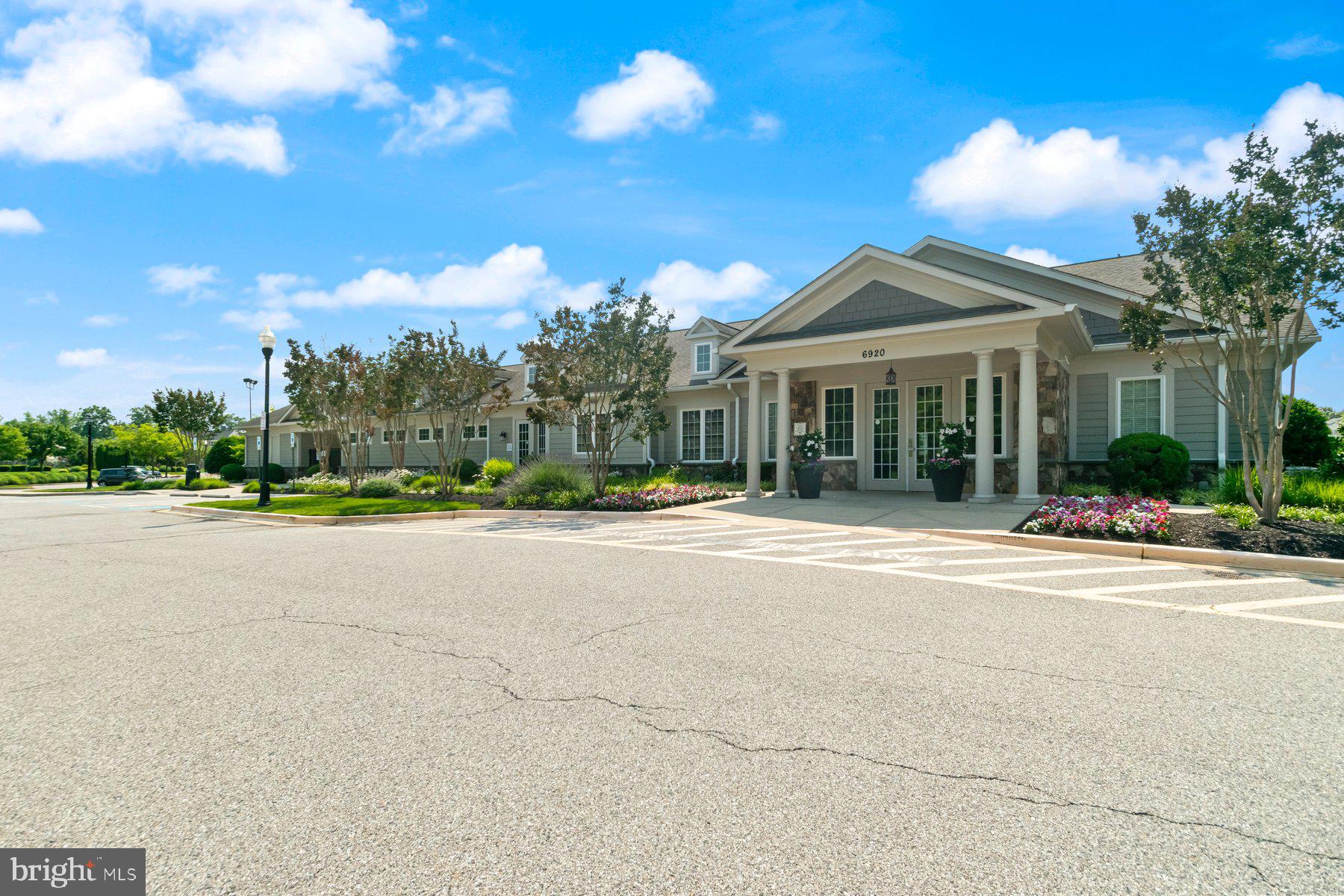 TANYARD SPRINGS - Residential Lease