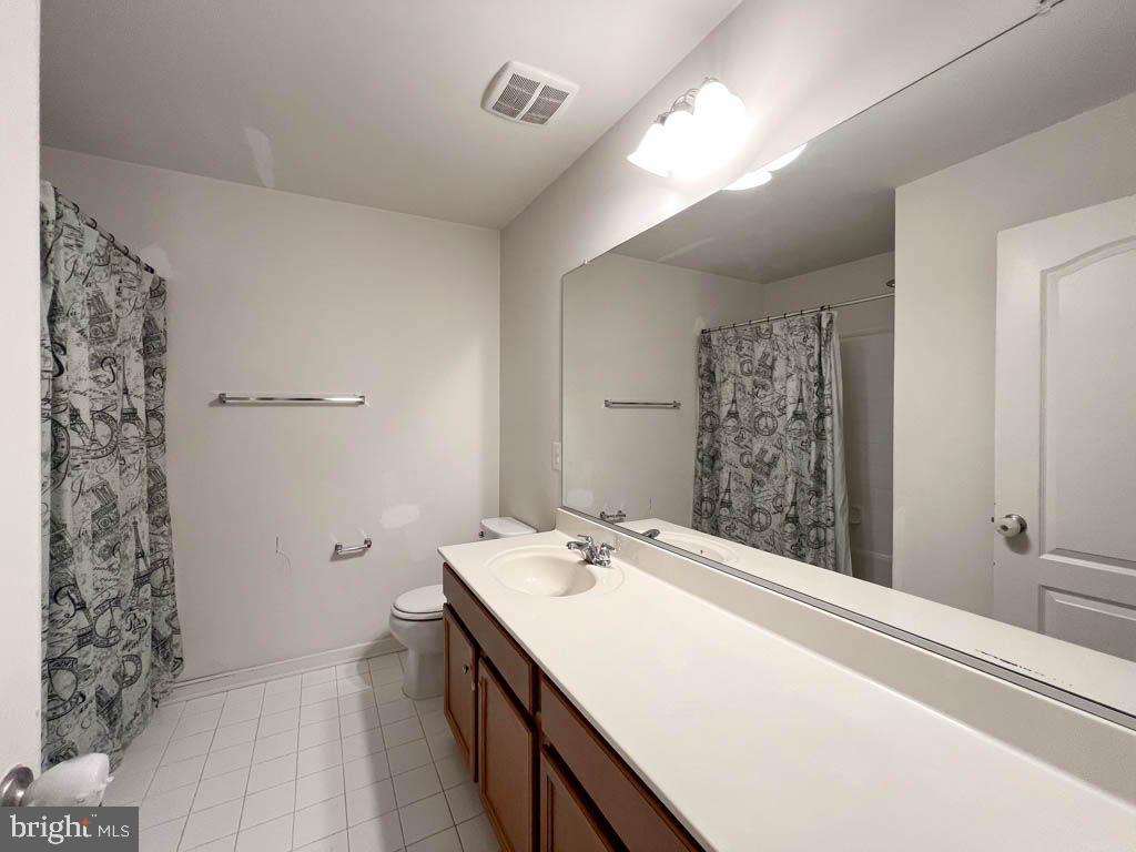 COLONIAL FORGE - Residential Lease