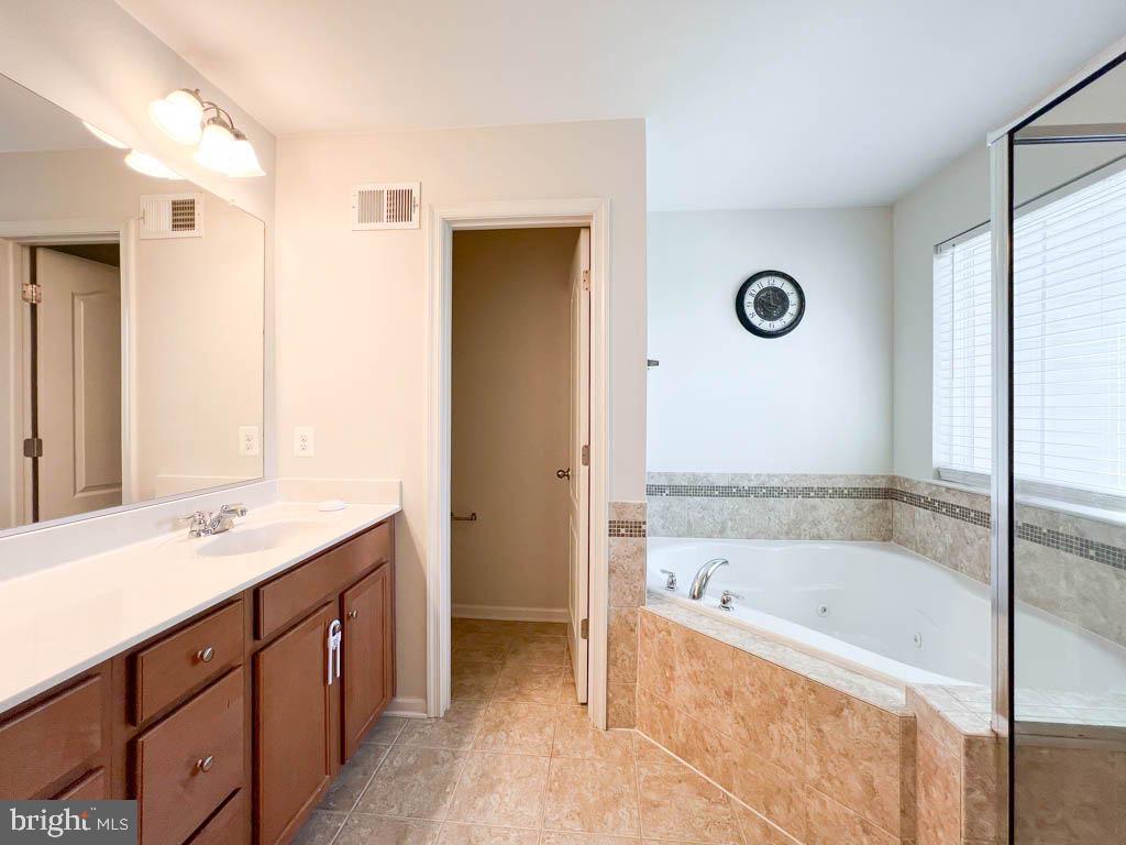 COLONIAL FORGE - Residential Lease