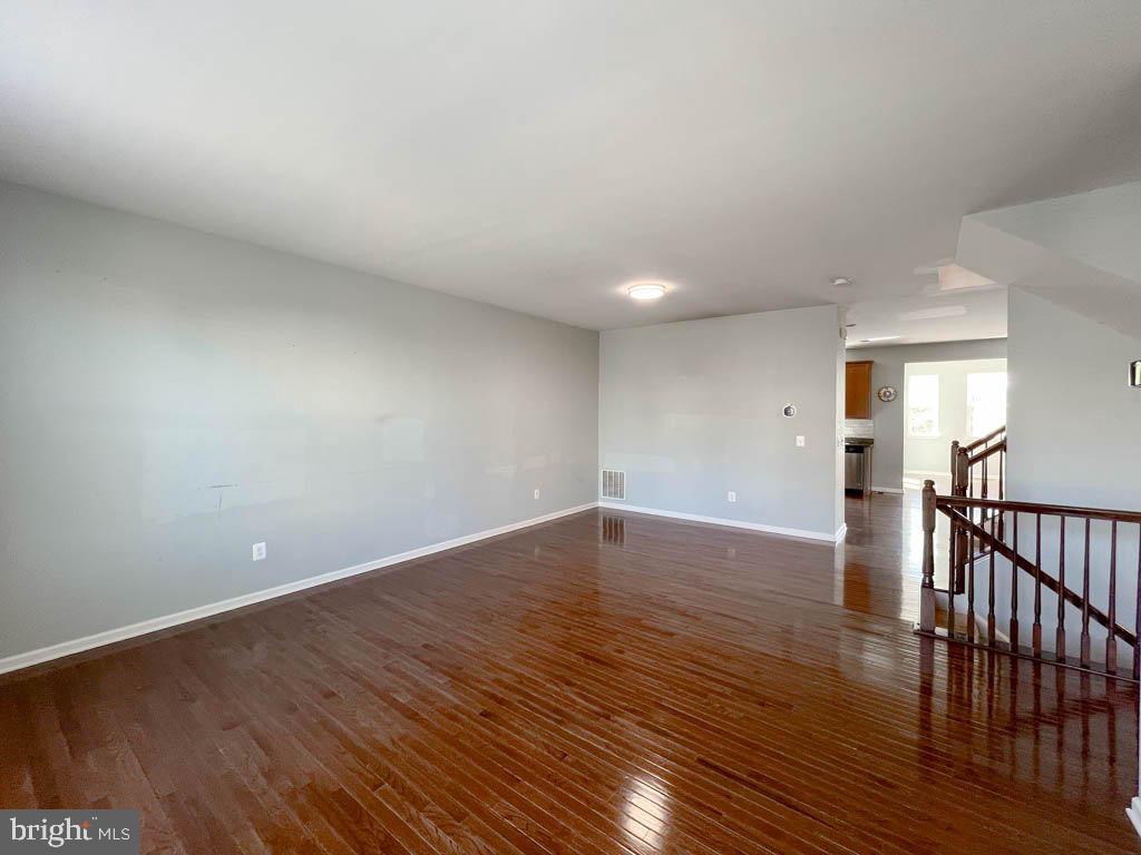 COLONIAL FORGE - Residential Lease