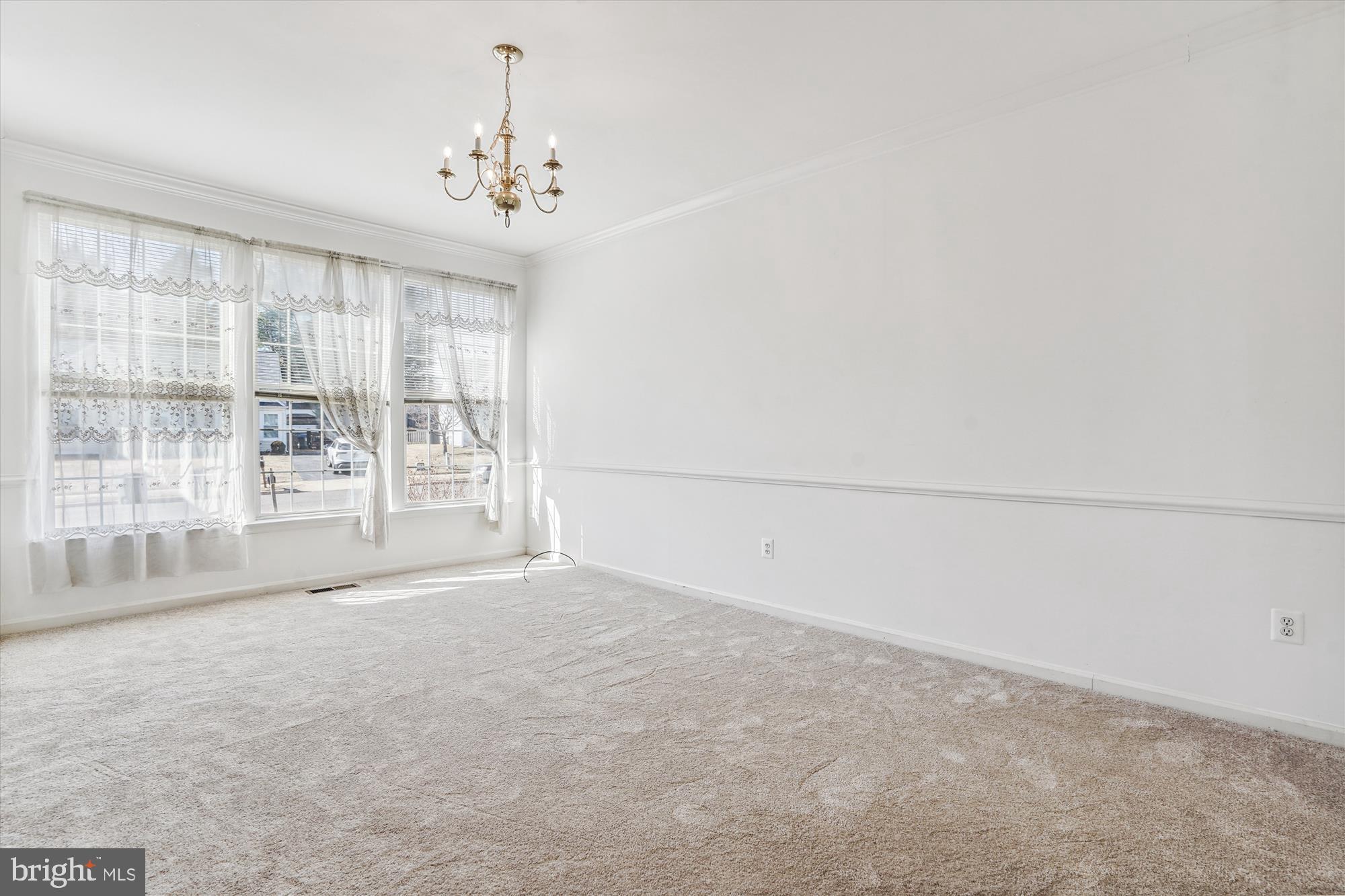 BLOOMS CROSSING - Residential