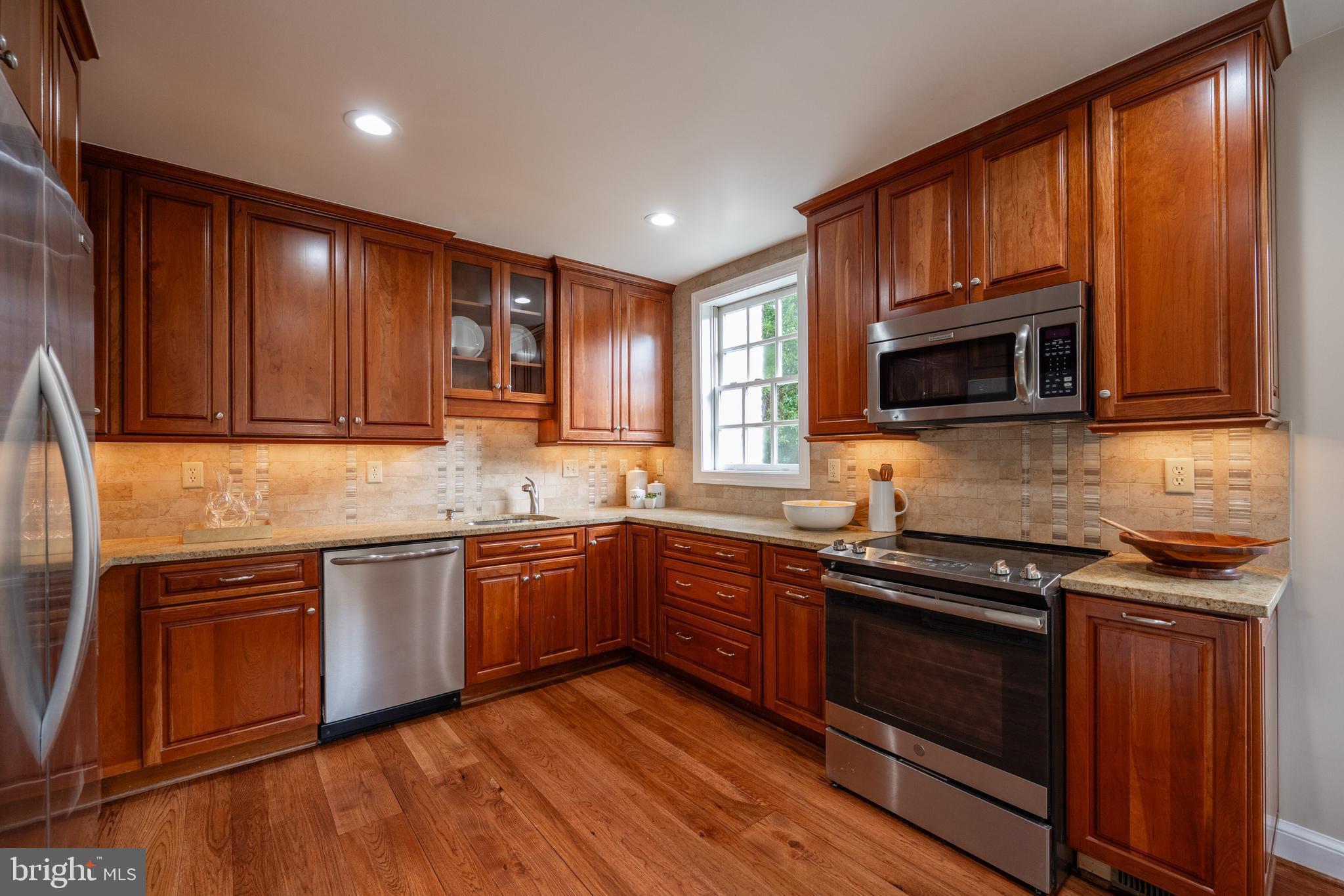 YATES GARDENS - Residential