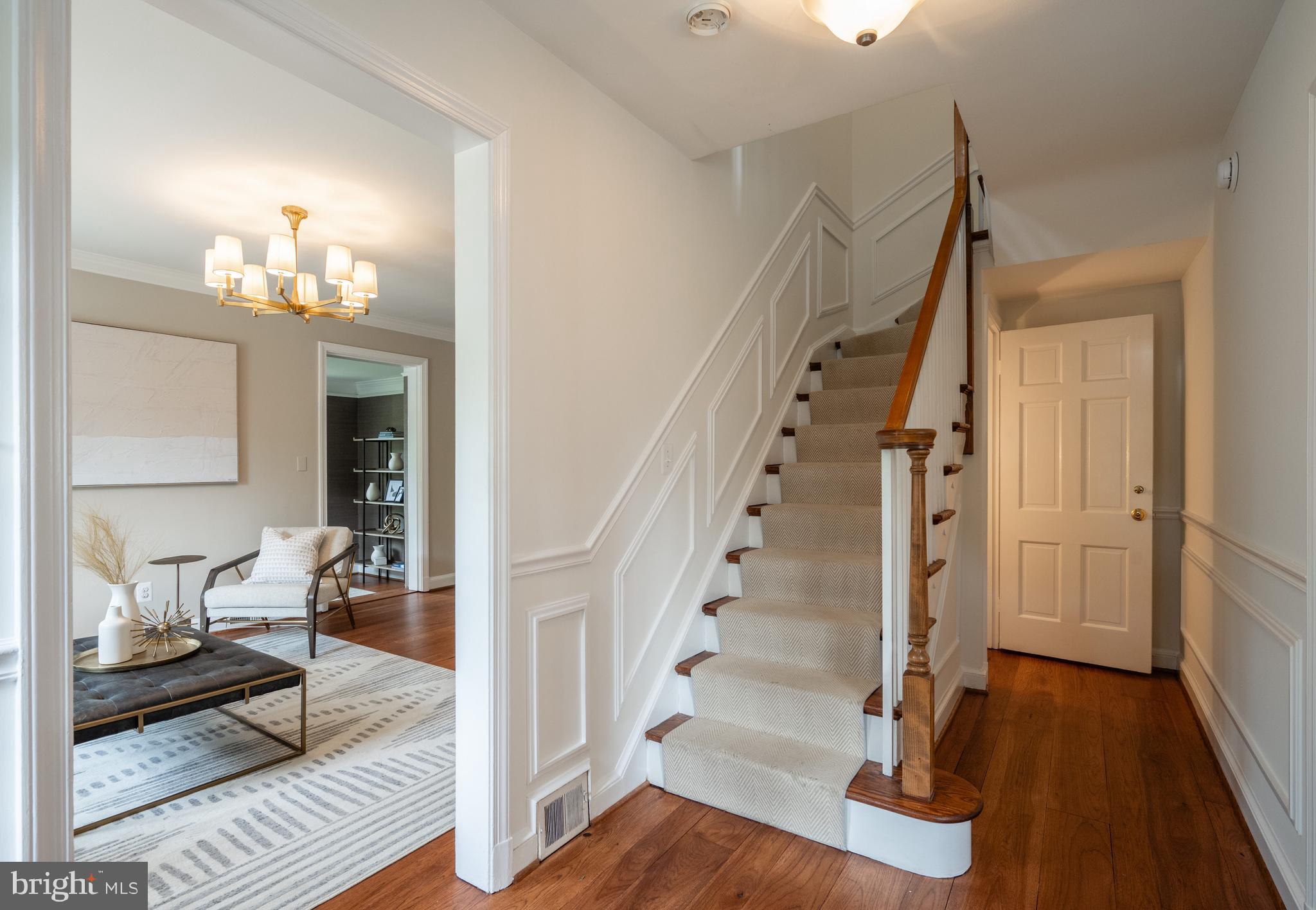 YATES GARDENS - Residential