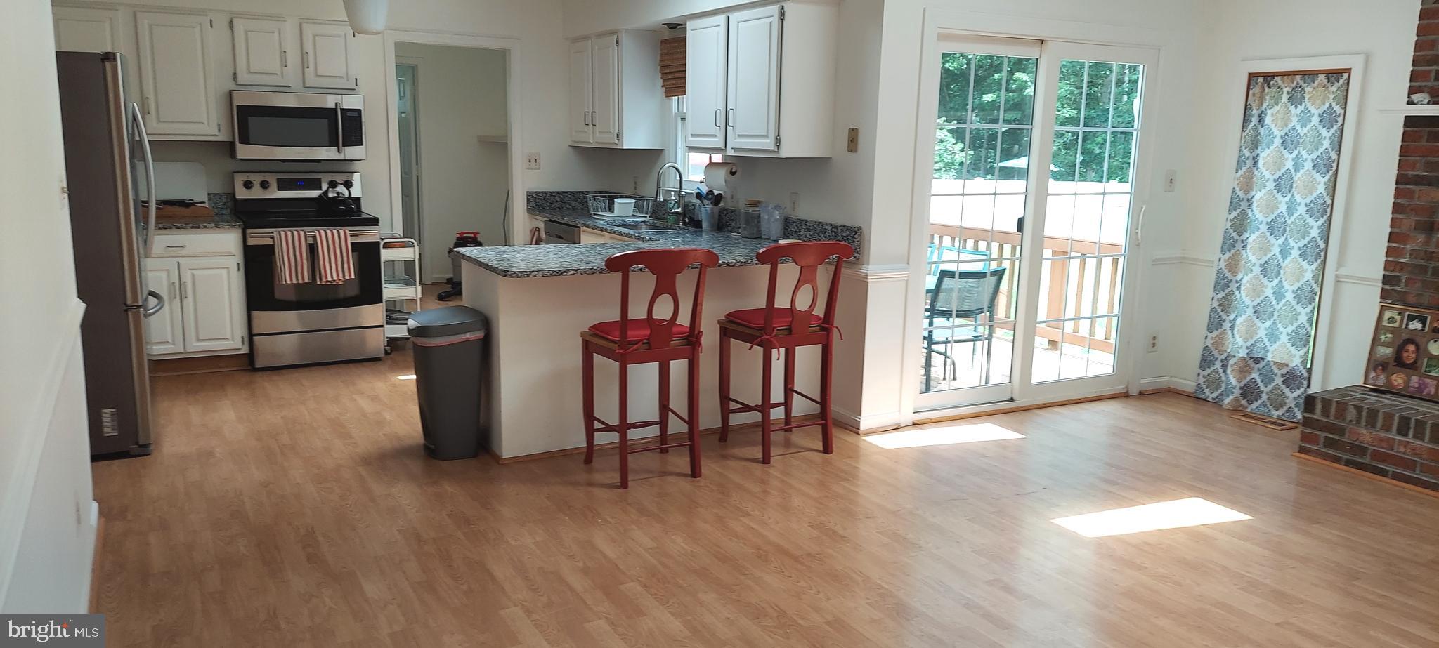 LEAVELLS CROSSING - Residential