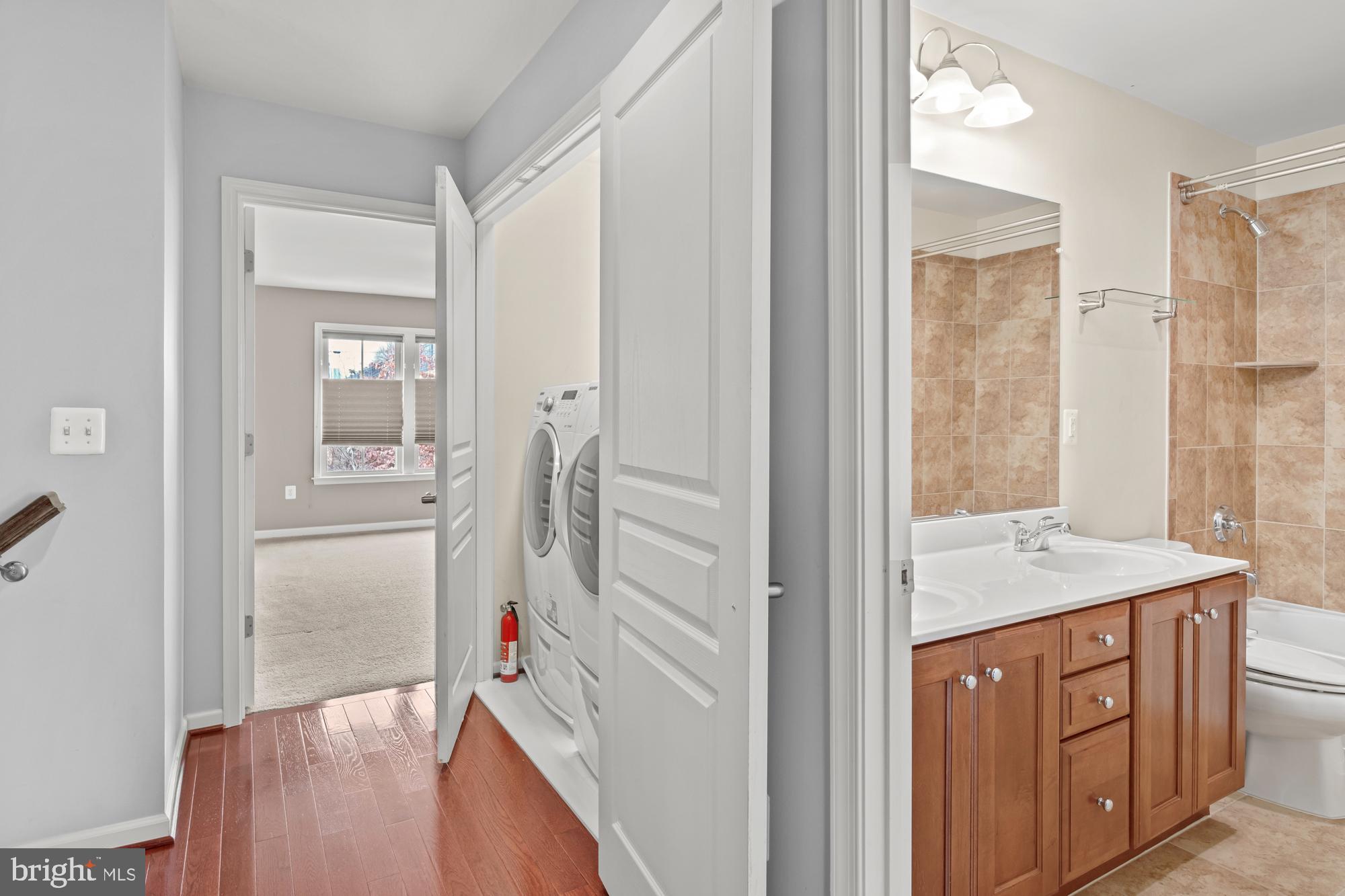 SHIRLINGTON CREST - Residential Lease