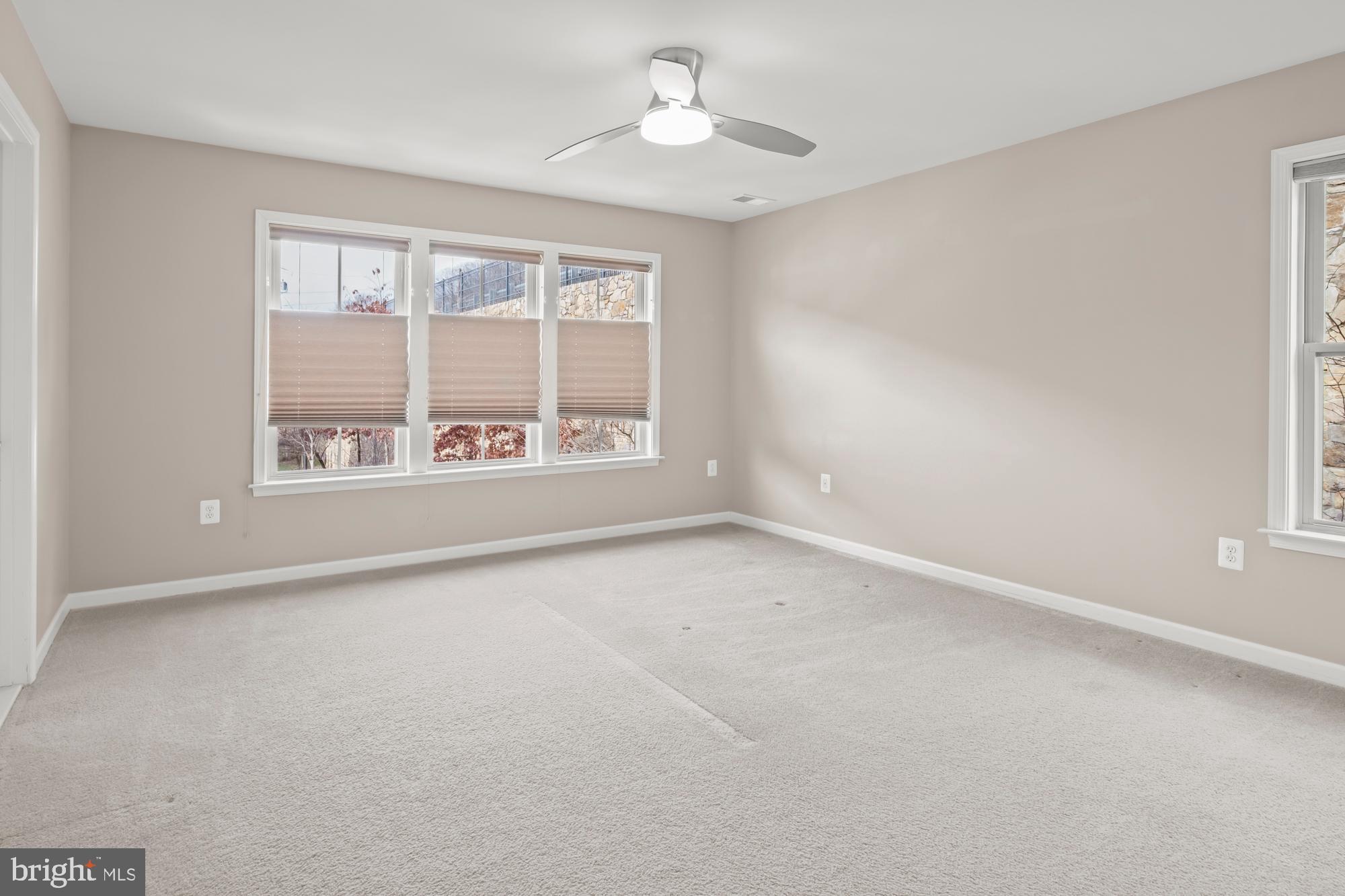 SHIRLINGTON CREST - Residential Lease