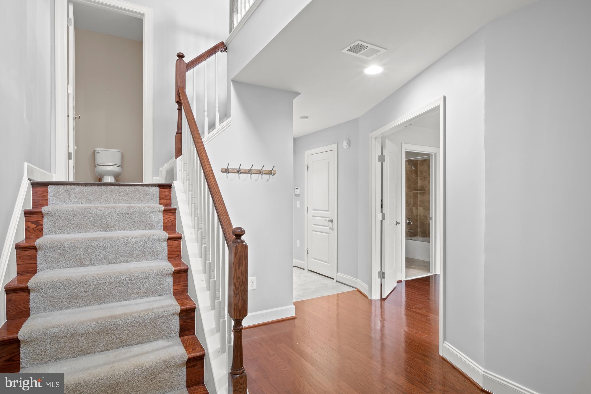 SHIRLINGTON CREST - Residential Lease