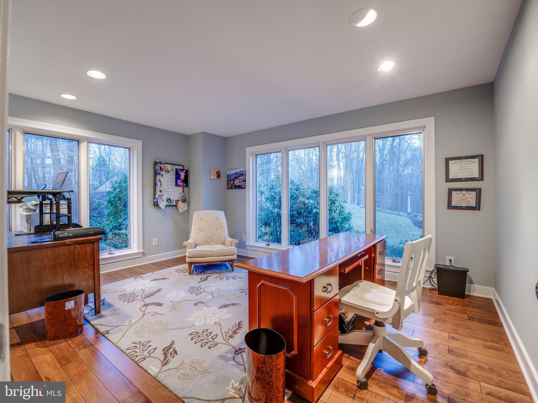 OVERLOOK - Residential