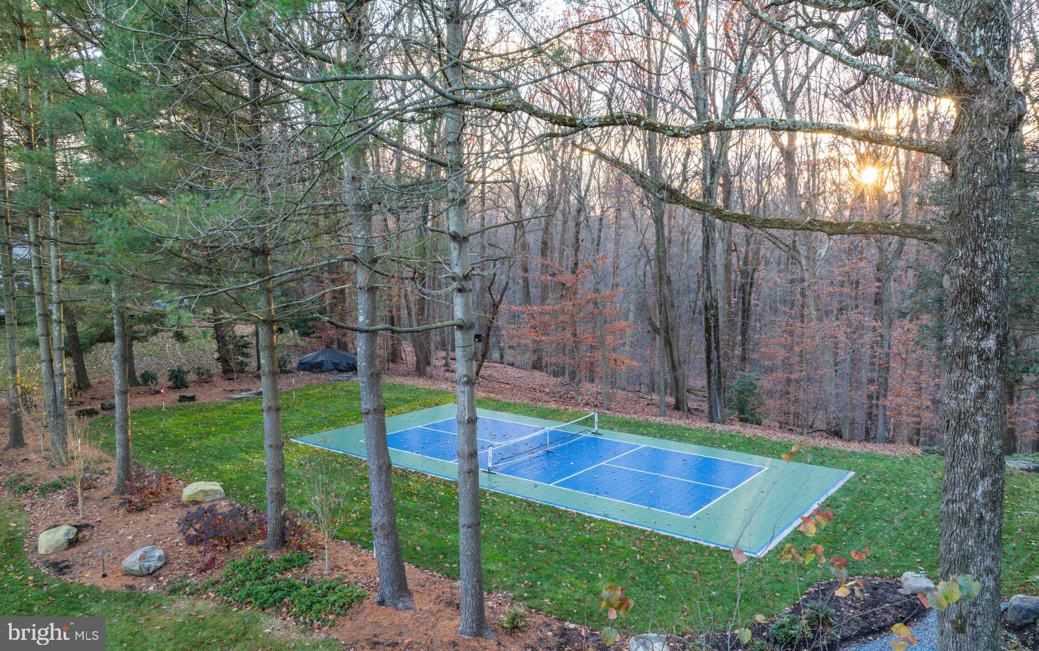 OVERLOOK - Residential