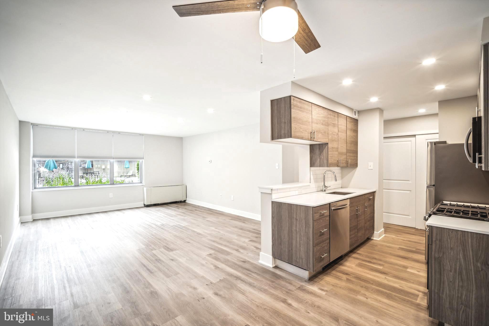 ROXBOROUGH - Residential