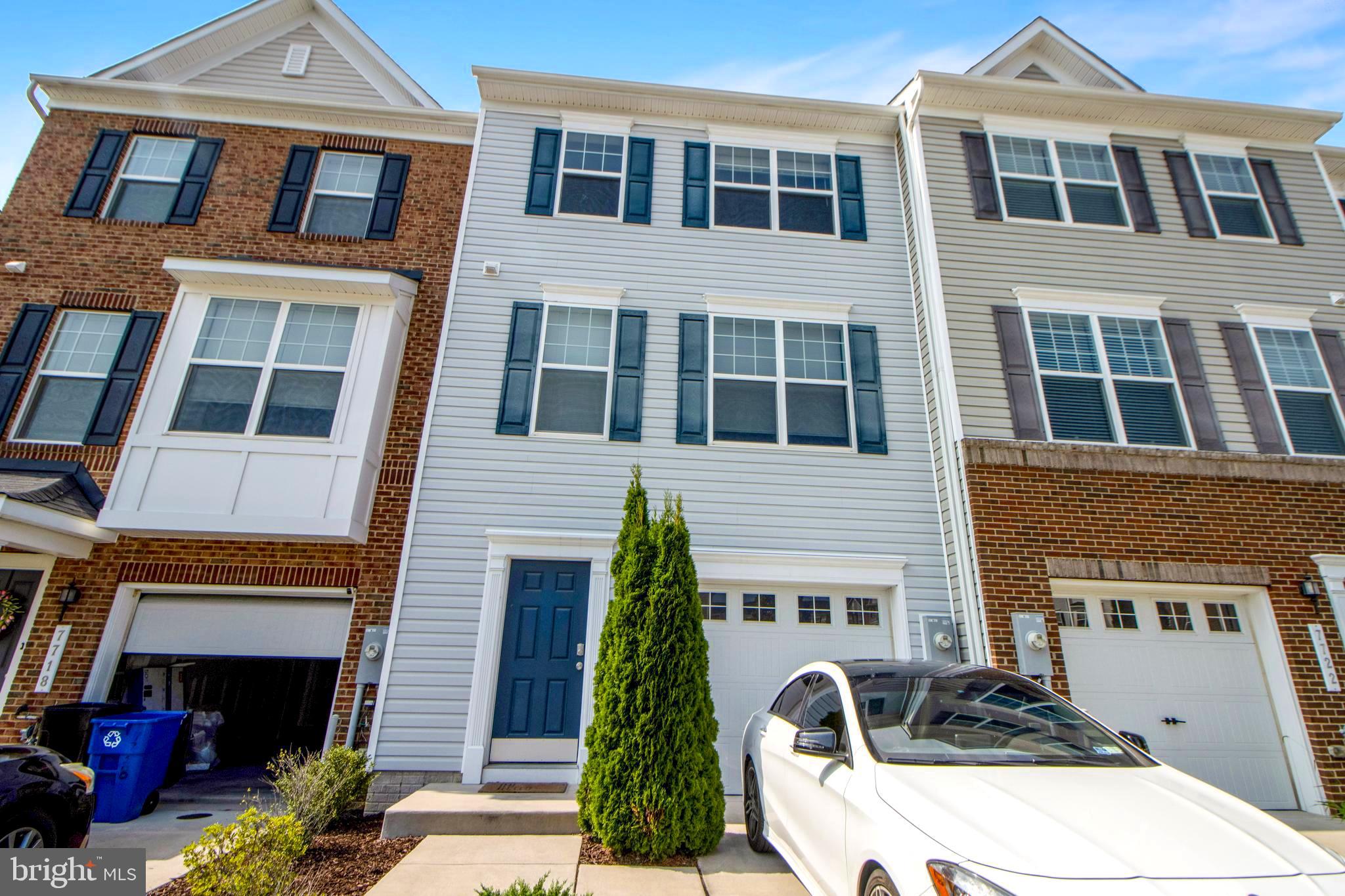 ADMIRALS LANDING - Residential