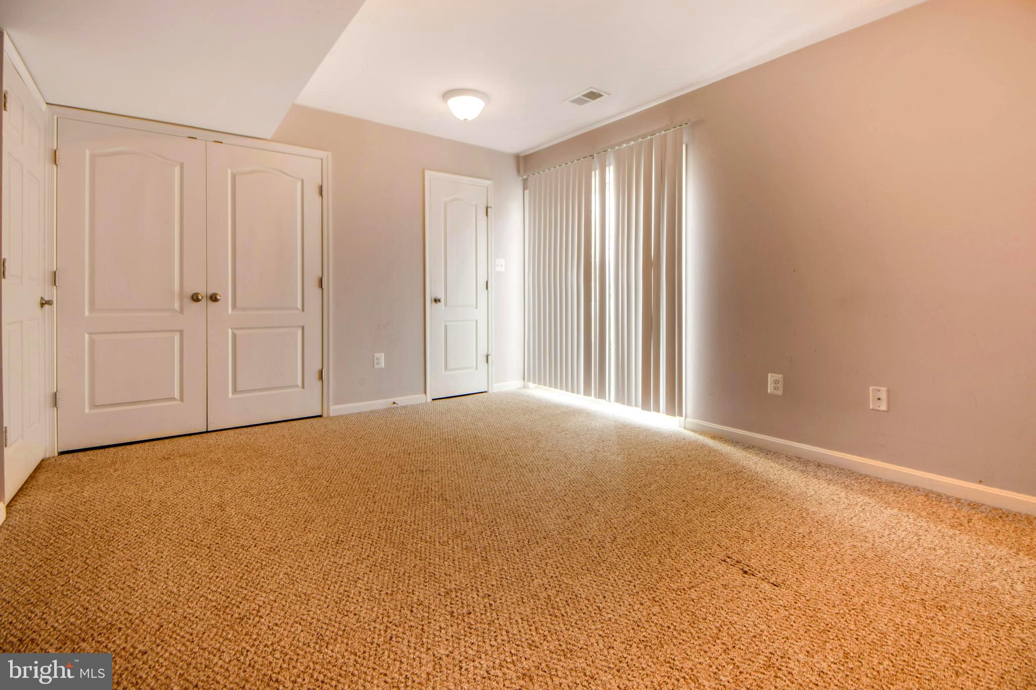 ADMIRALS LANDING - Residential