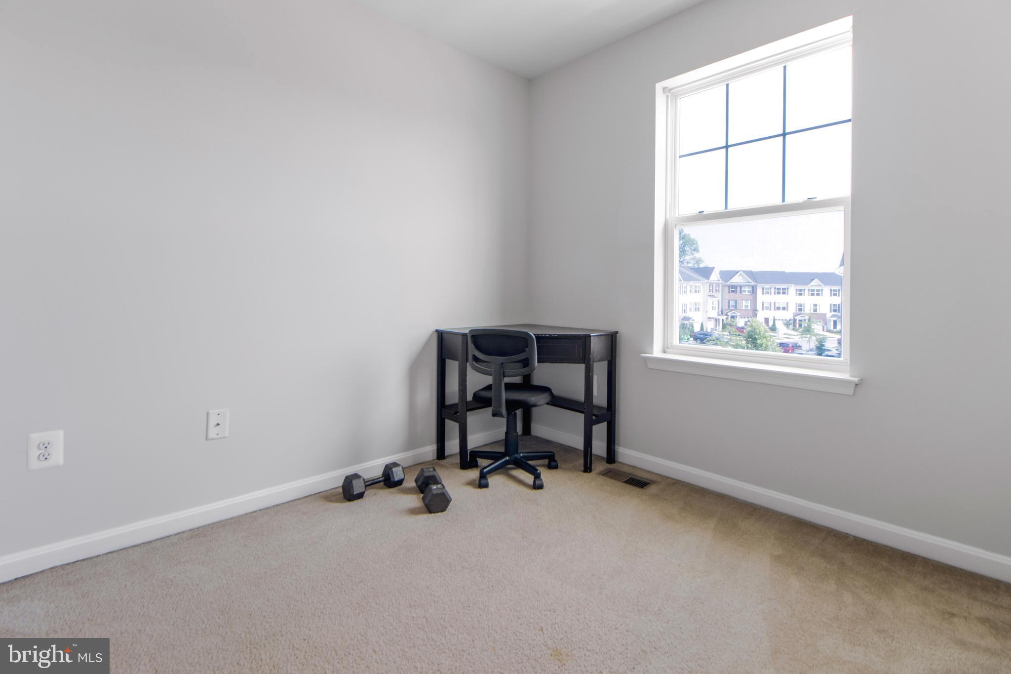 ADMIRALS LANDING - Residential