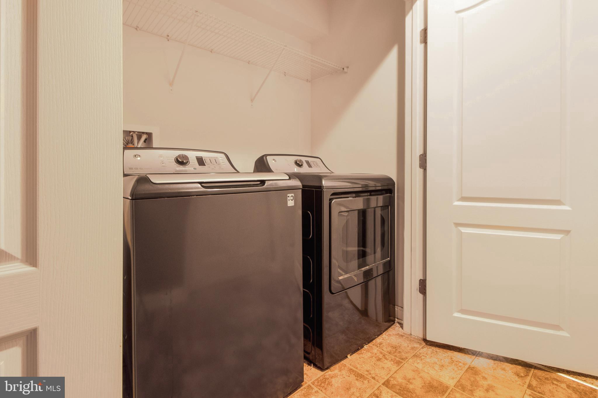 ADMIRALS LANDING - Residential