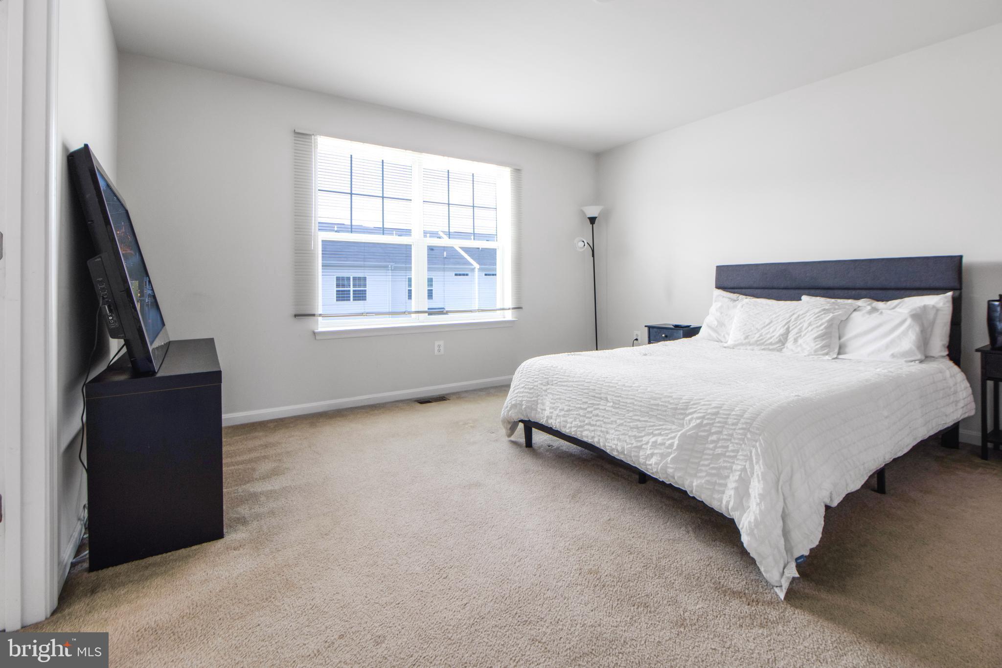 ADMIRALS LANDING - Residential