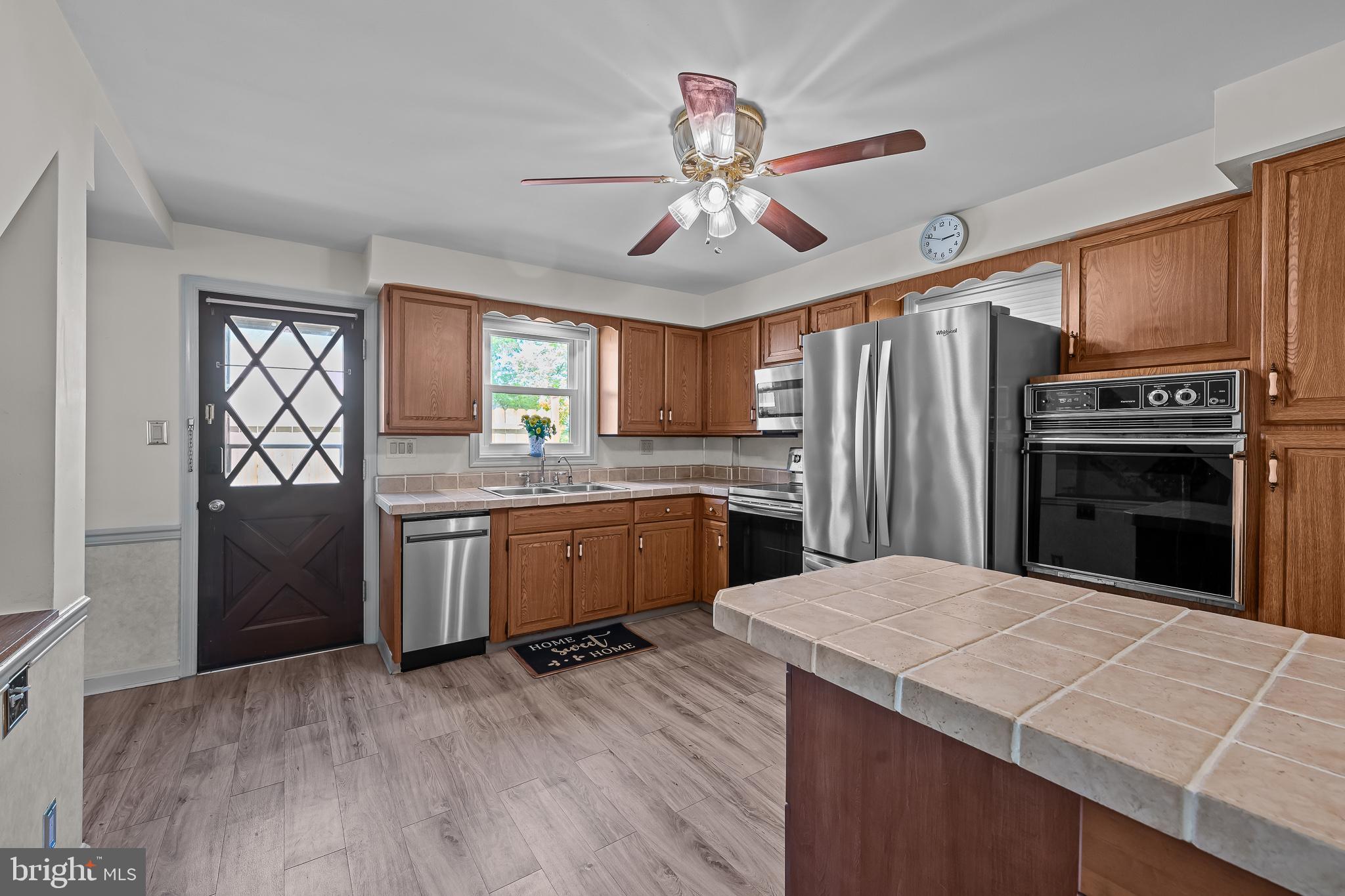 WILLOWBROOK - Residential