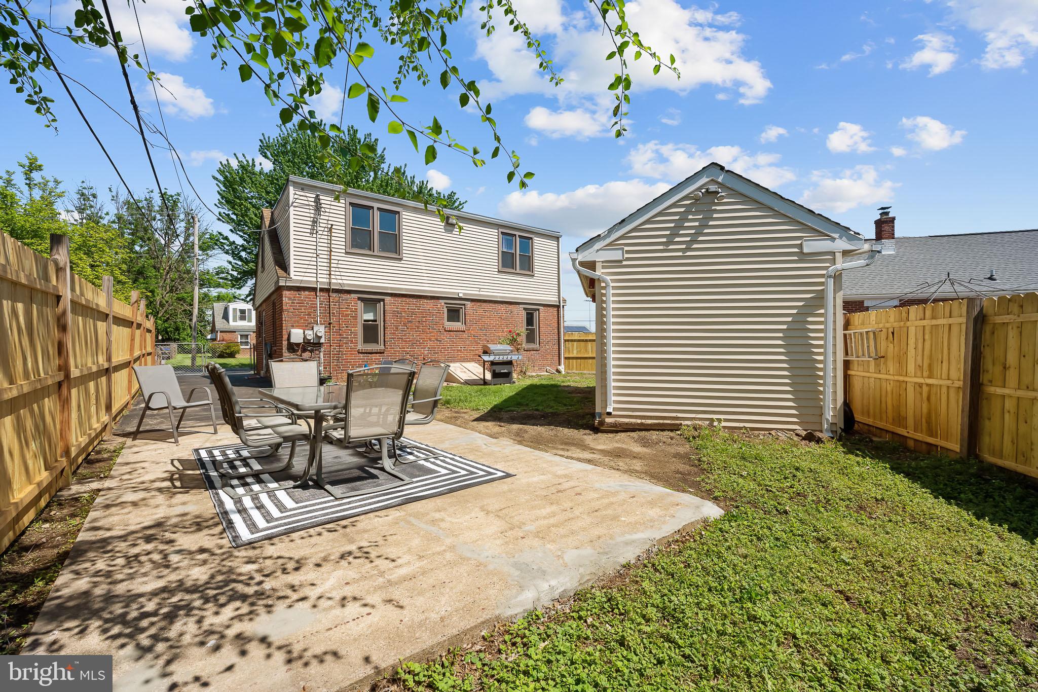 WILLOWBROOK - Residential