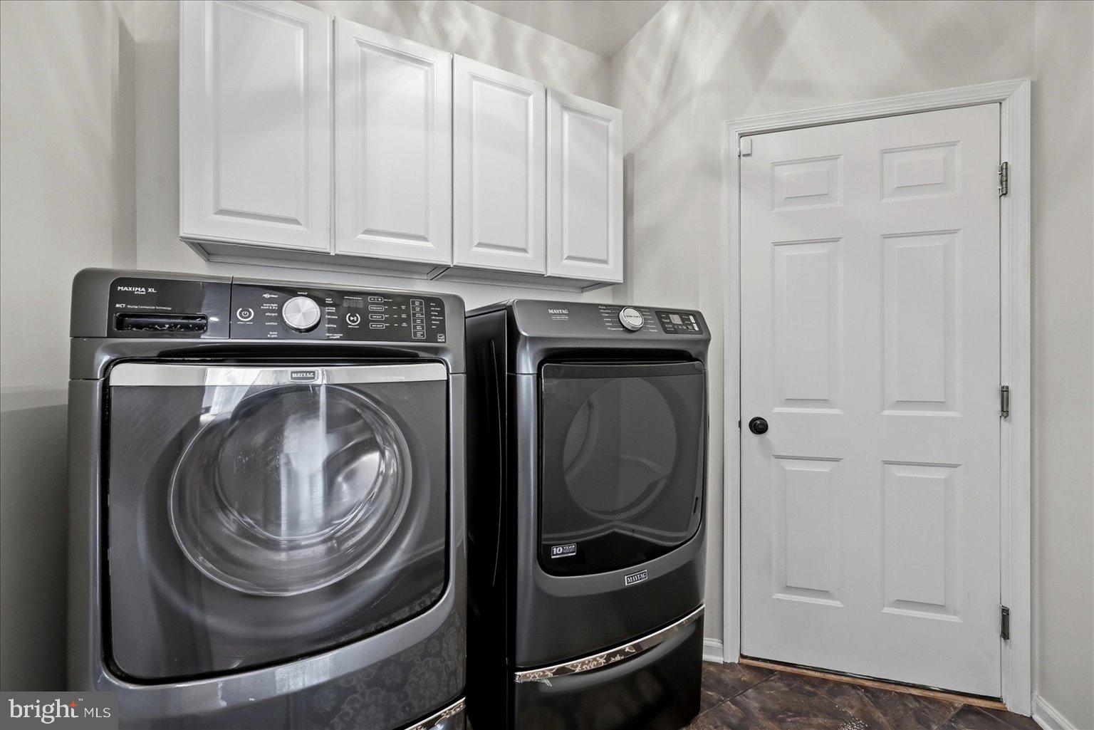 HAMILTON STATION ESTATES - Residential