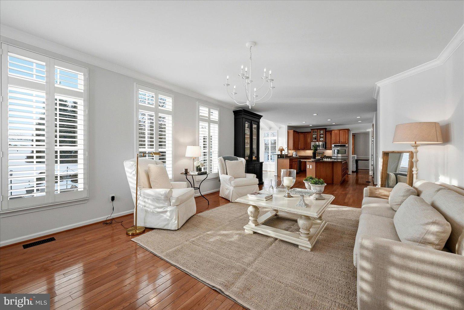 HAMILTON STATION ESTATES - Residential