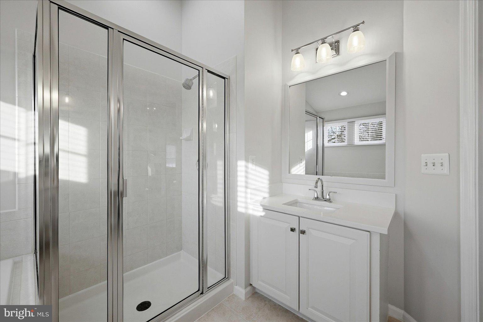 HAMILTON STATION ESTATES - Residential