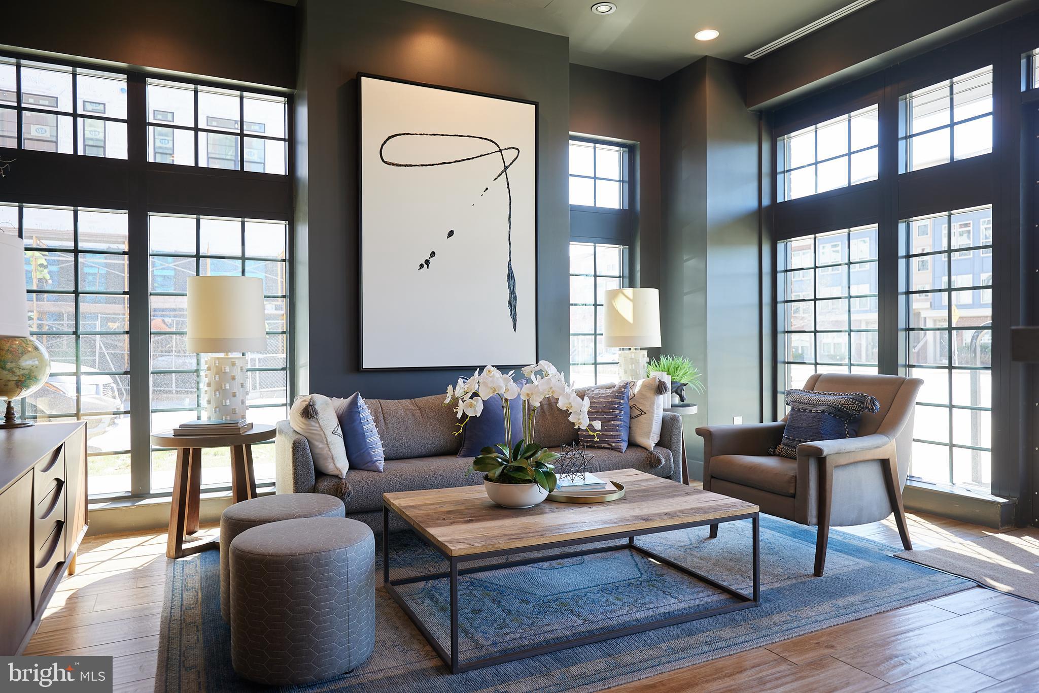 CROWN FARM - Residential