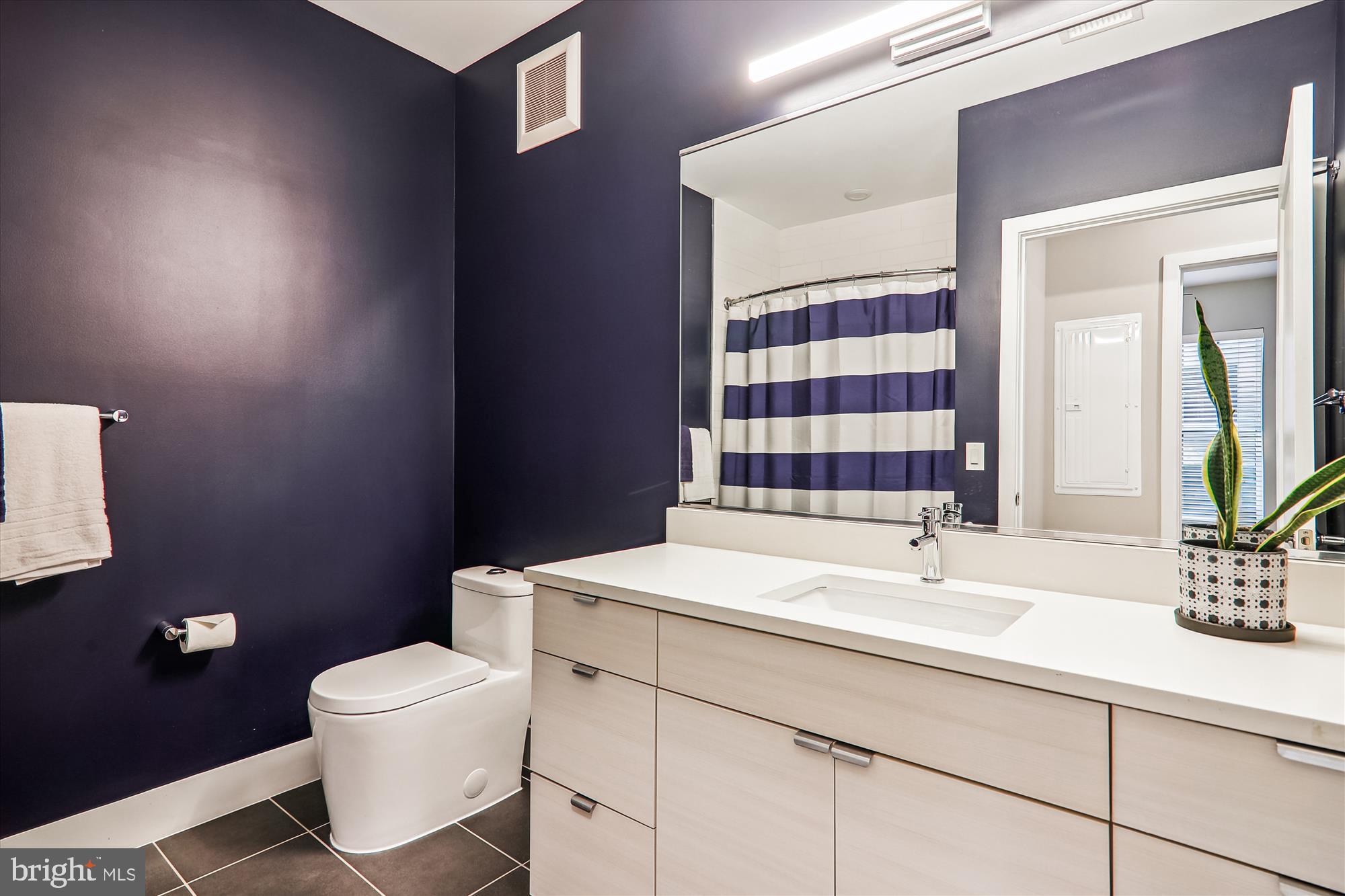 CROWN FARM - Residential