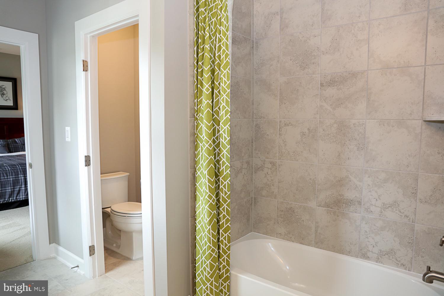 WELLINGTON FARMS - Residential