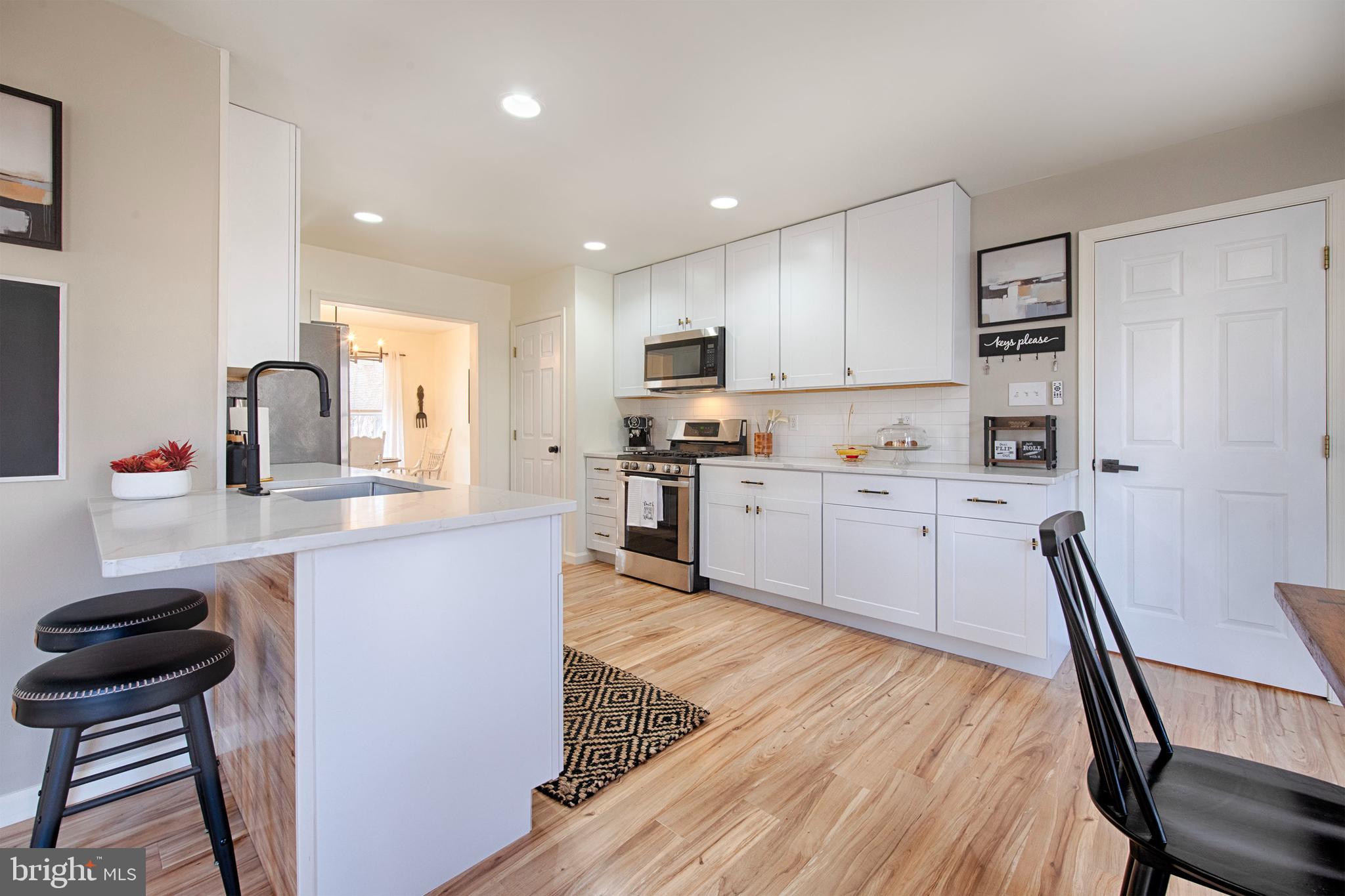 PERRYVILLE - Residential