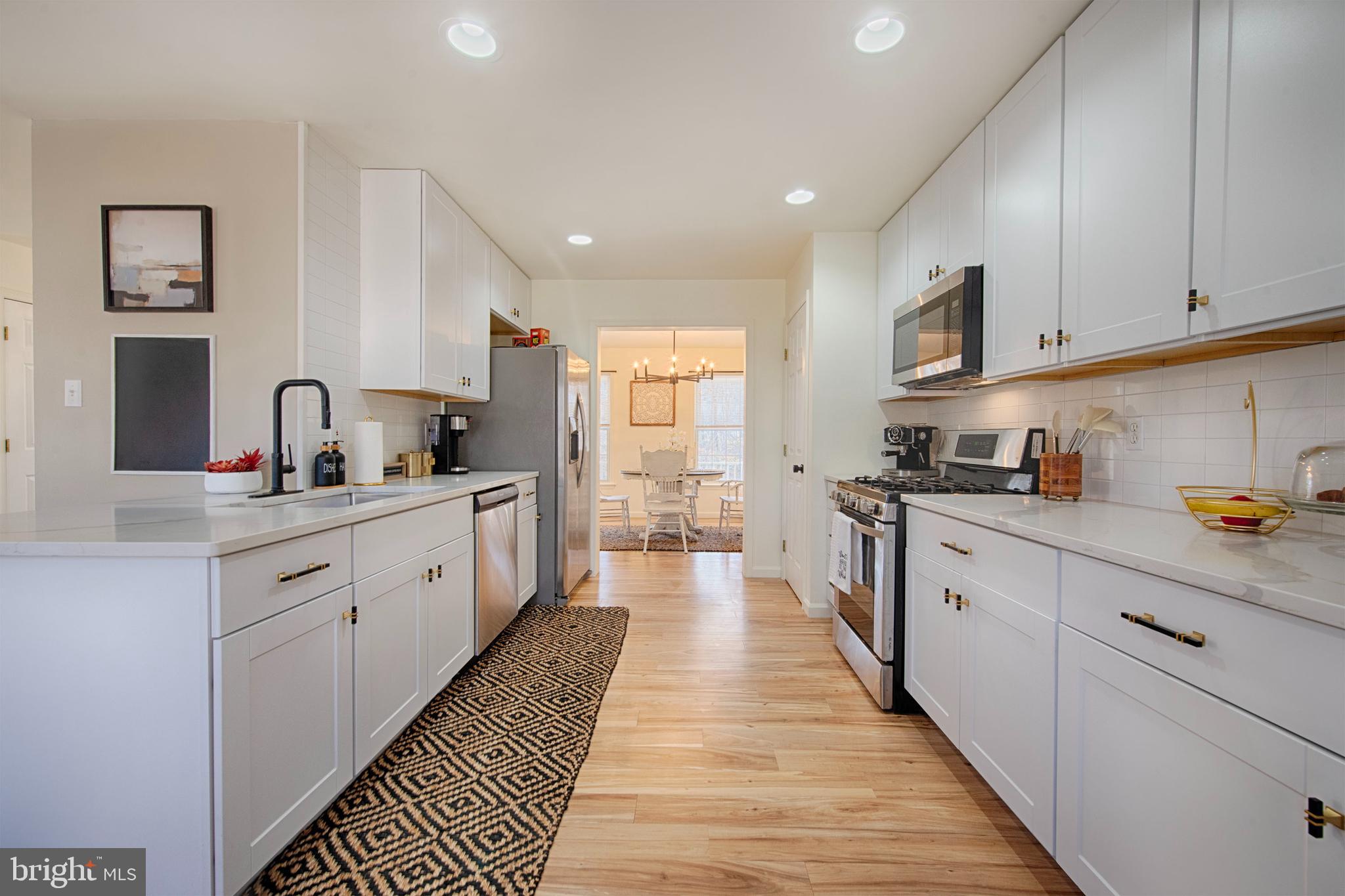 PERRYVILLE - Residential