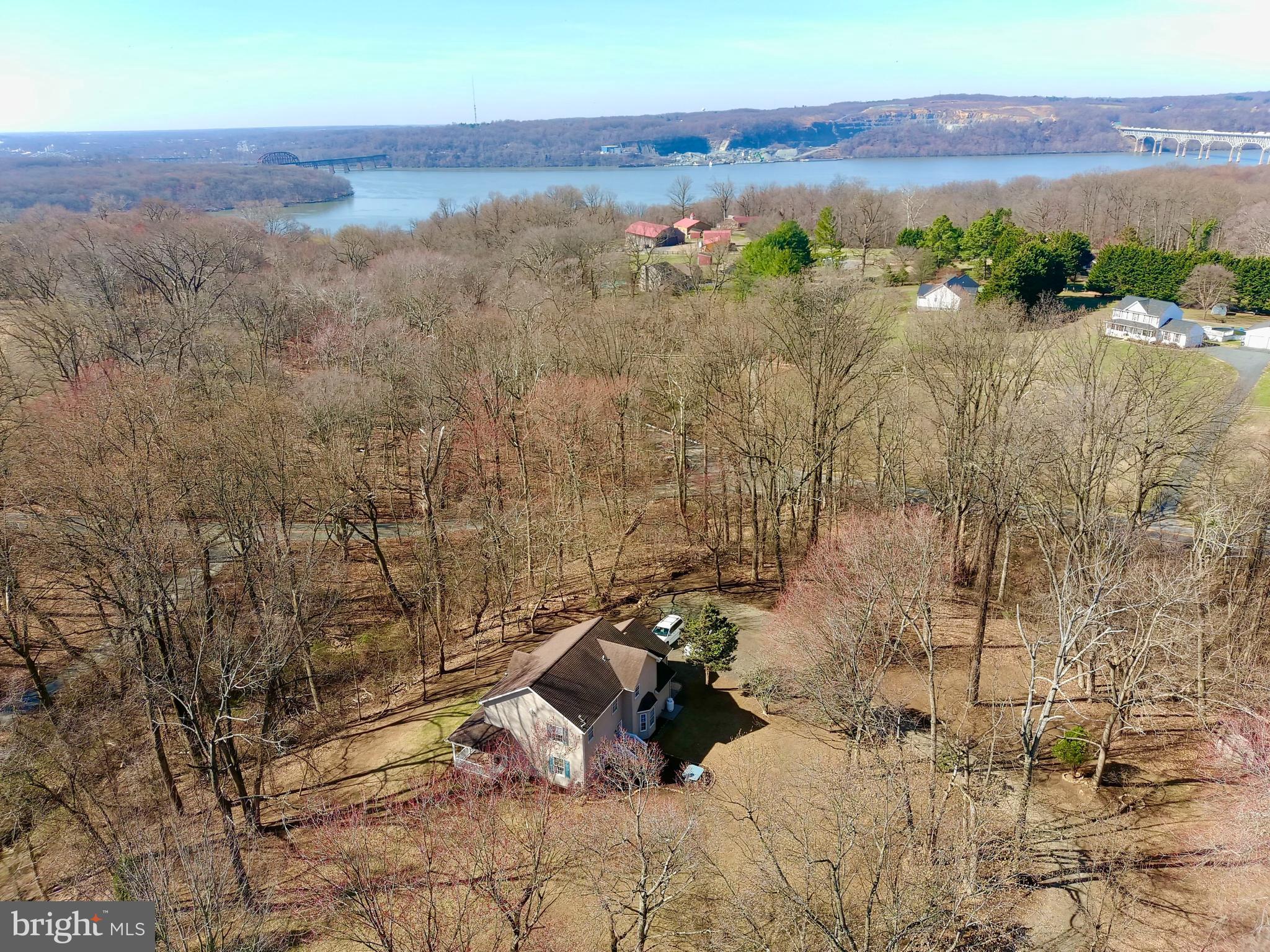 PERRYVILLE - Residential