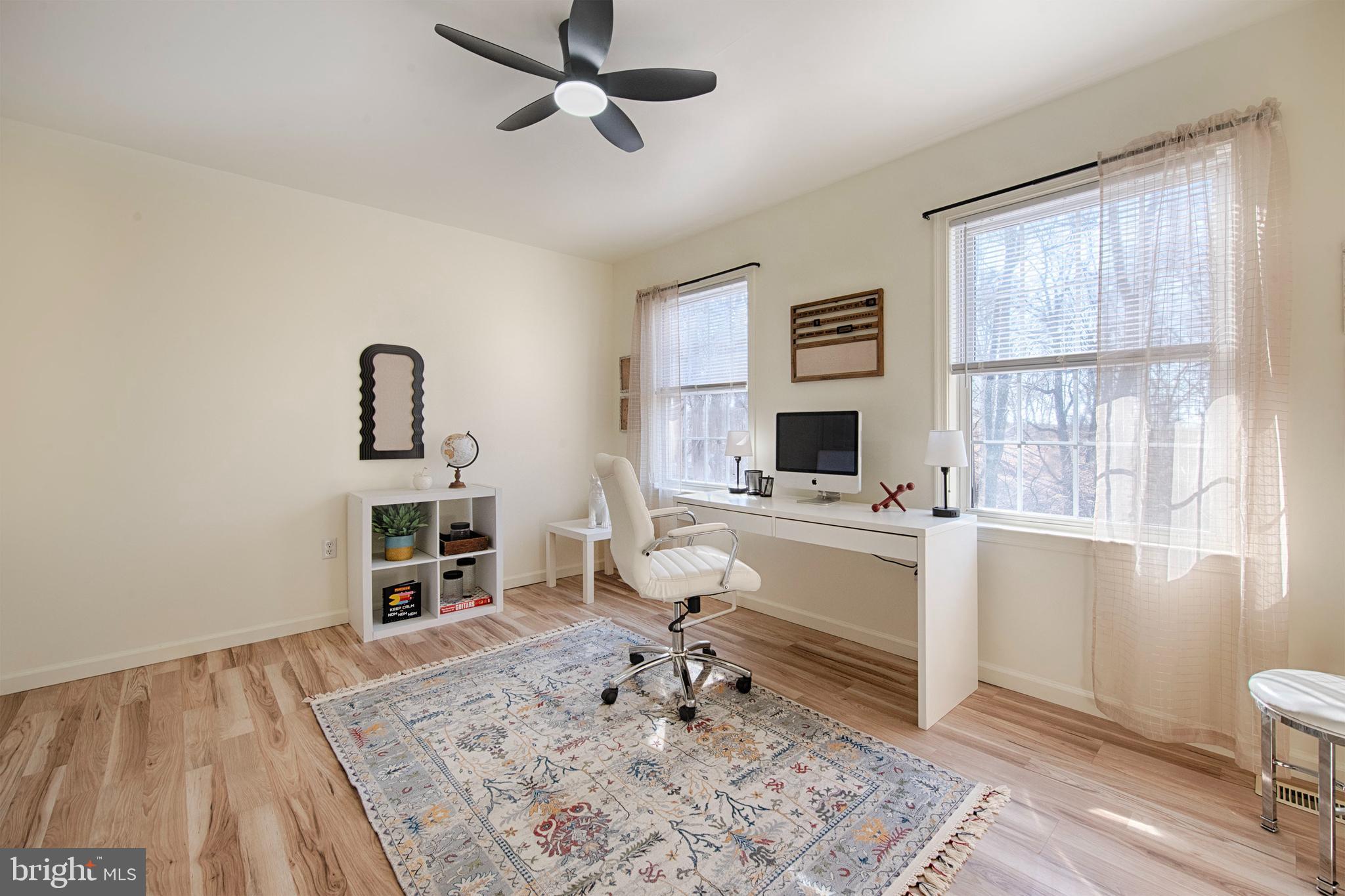 PERRYVILLE - Residential