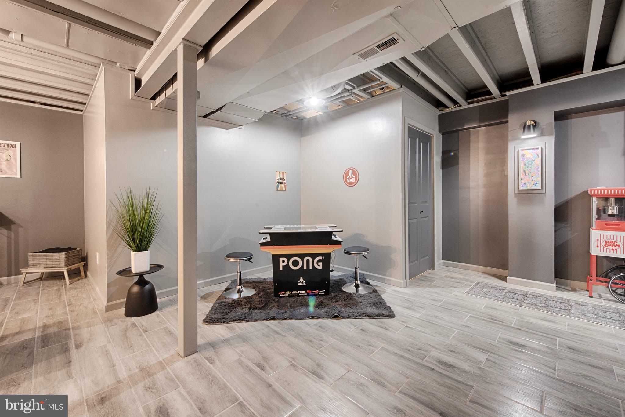 PERRYVILLE - Residential