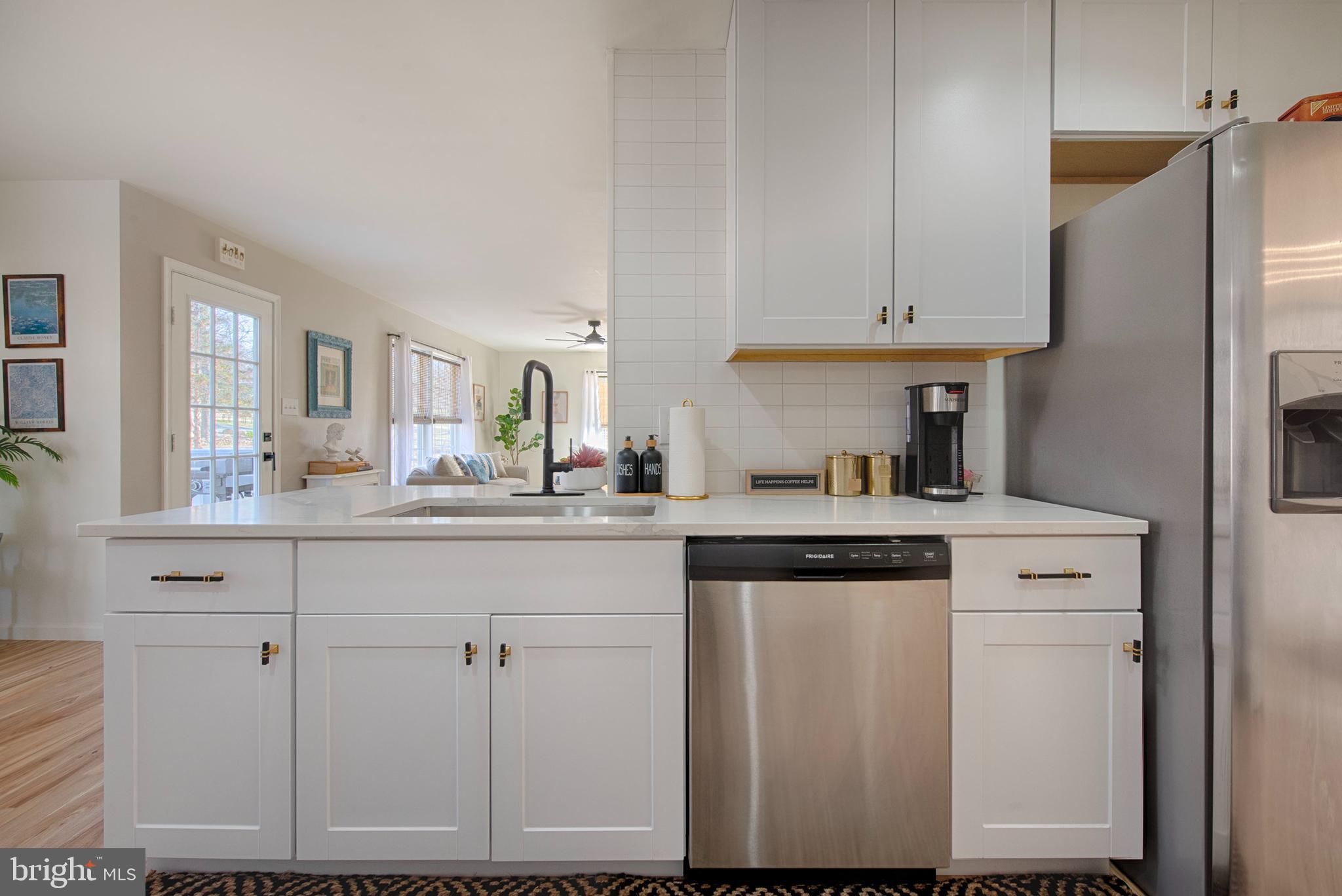 PERRYVILLE - Residential