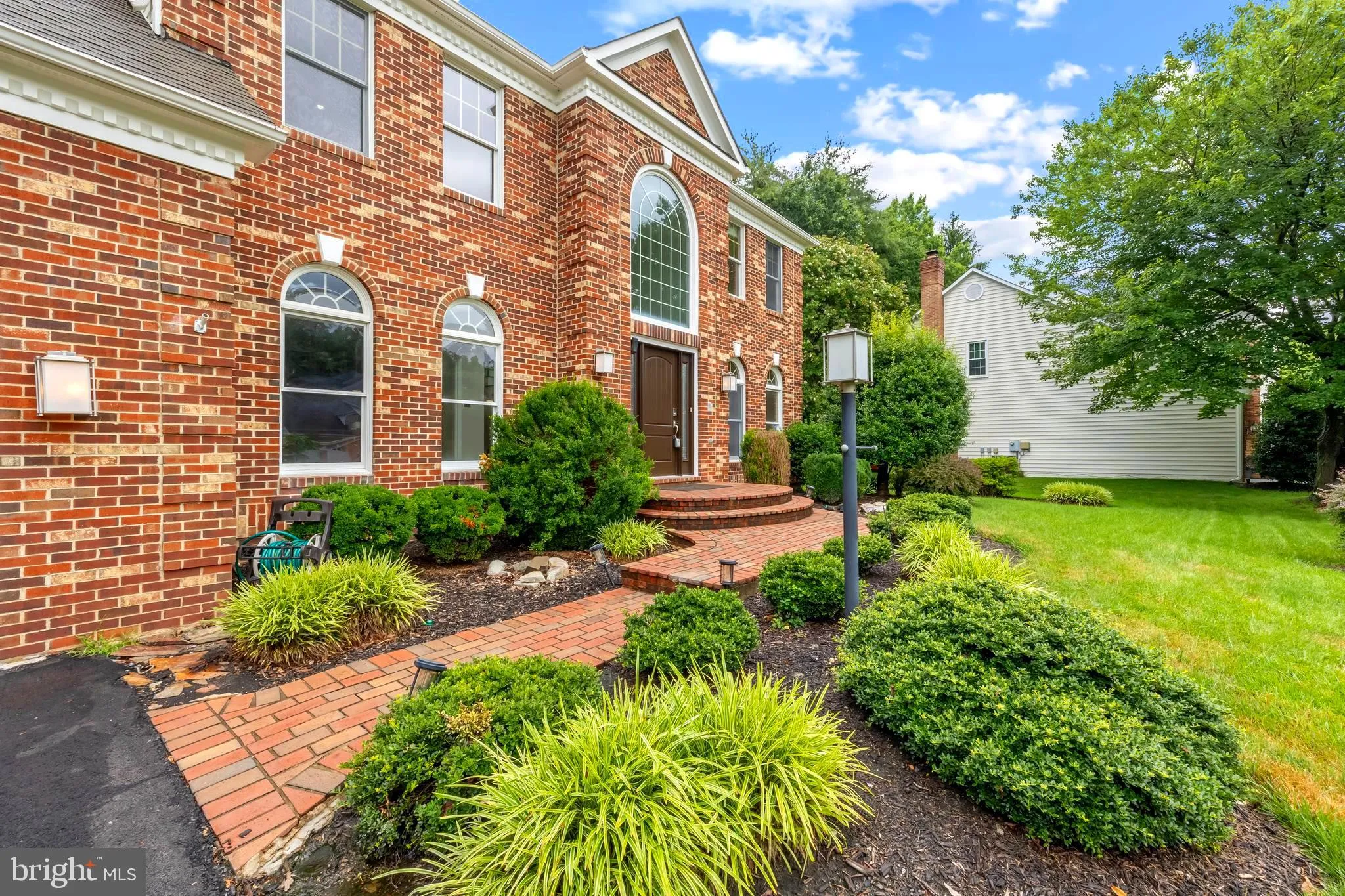 Fairfax Station, Virginia 22039, United States, 4 Bedrooms Bedrooms, ,5 BathroomsBathrooms,Residential,Coming Soon,165450