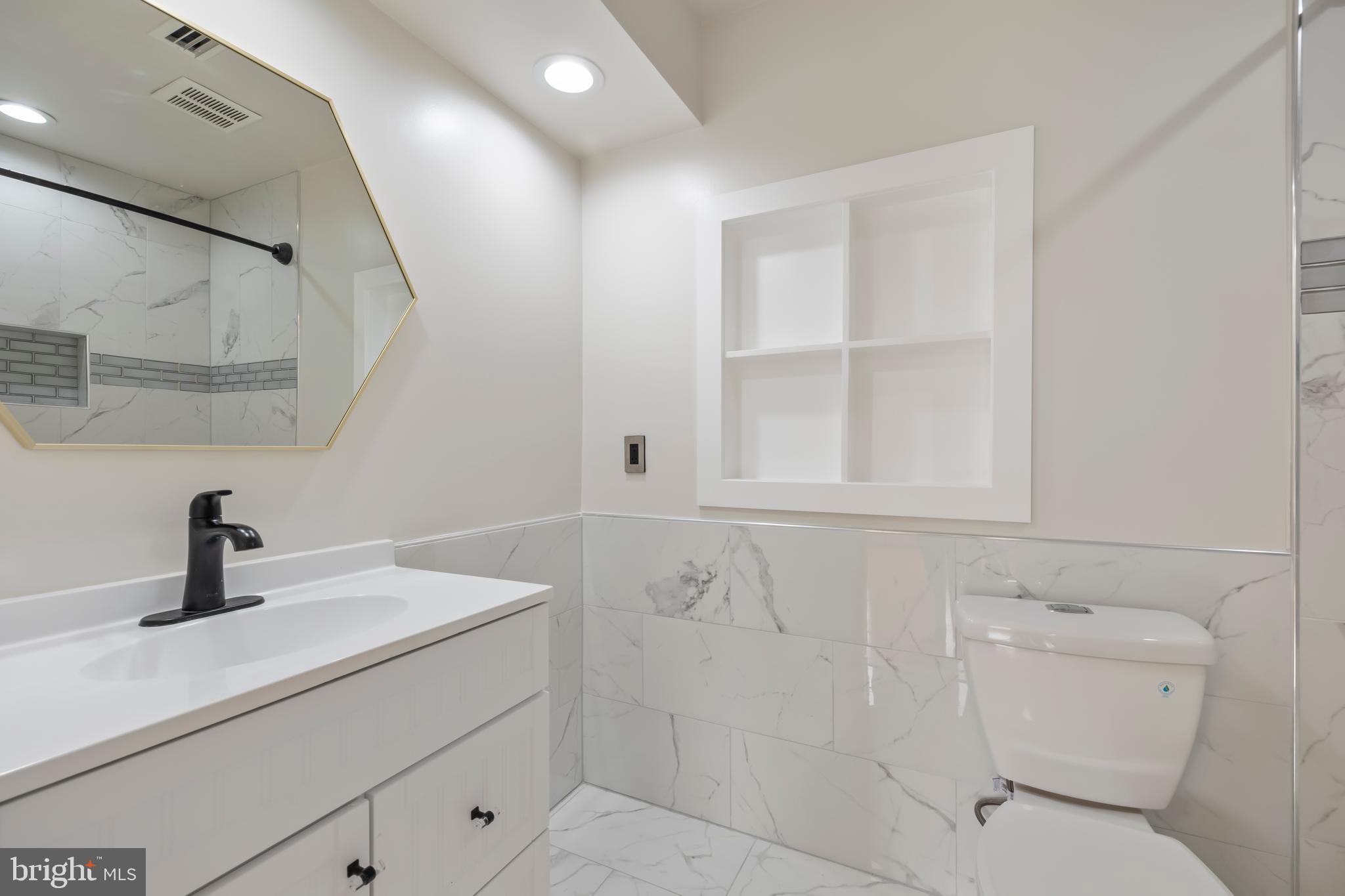 BARRINGTON - Residential