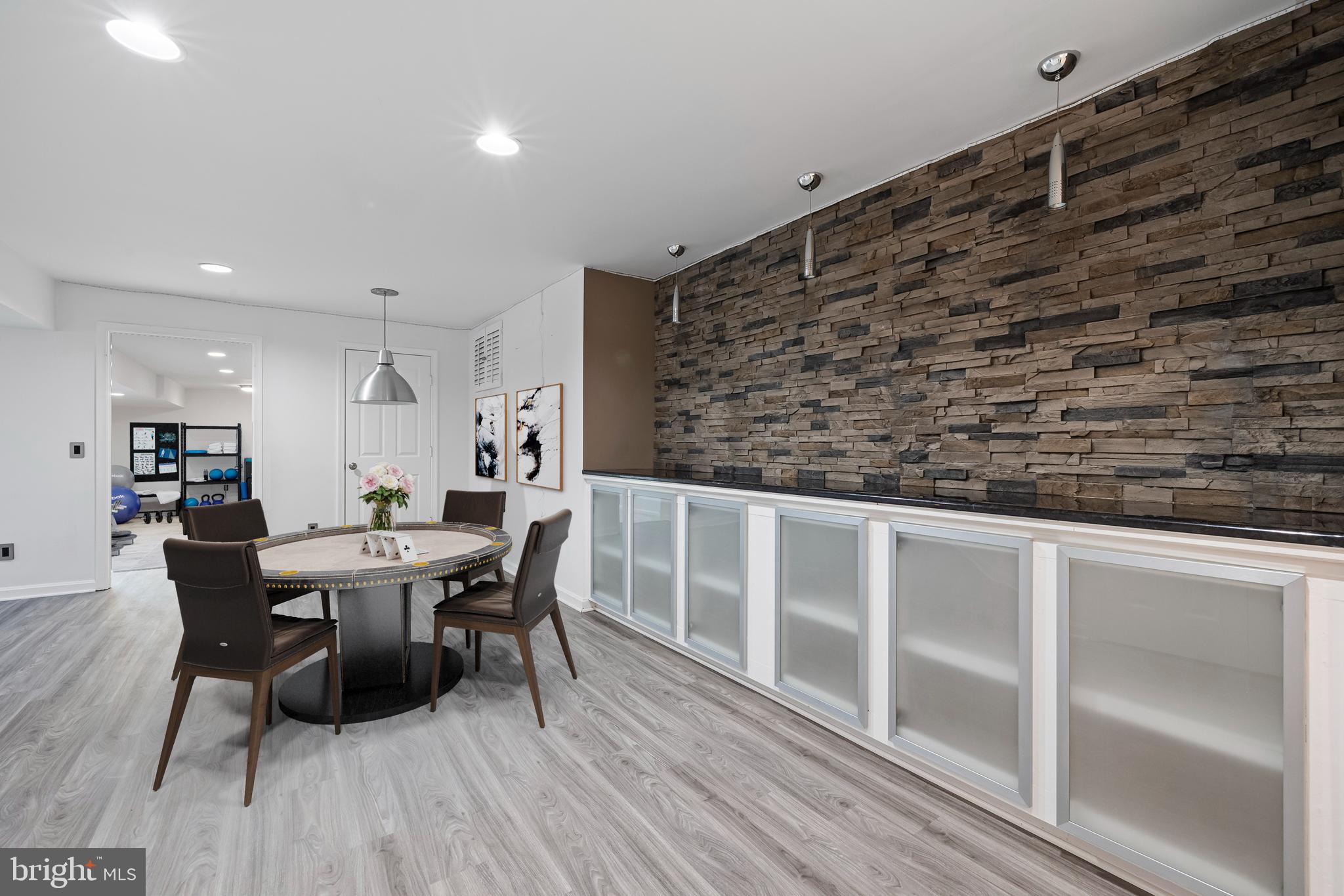 BARRINGTON - Residential