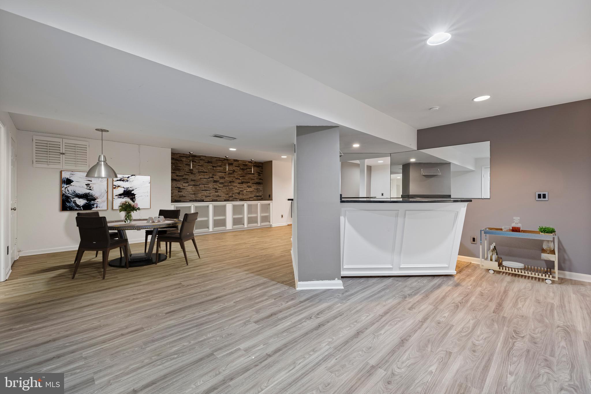 BARRINGTON - Residential