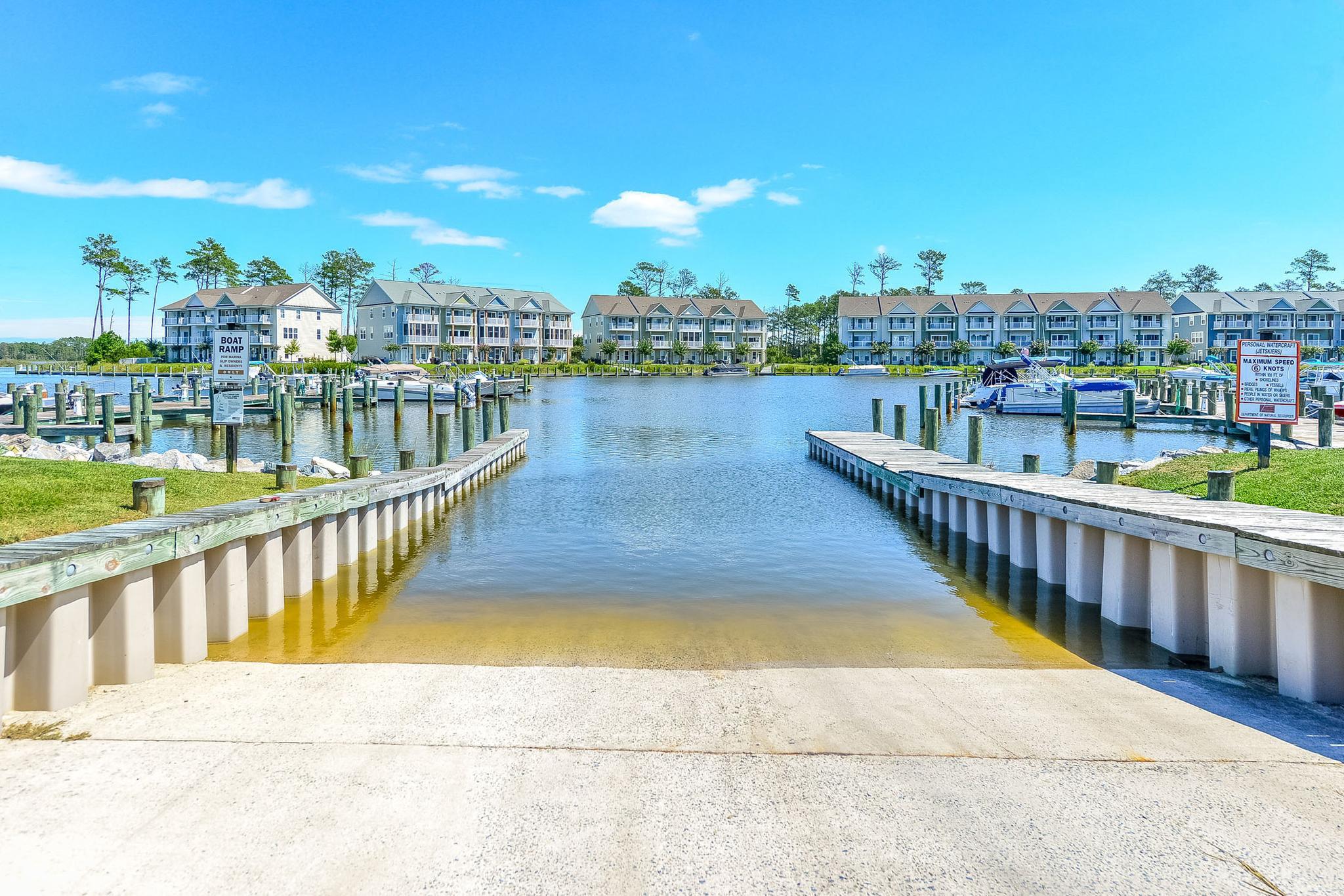 GLEN RIDDLE - Land
