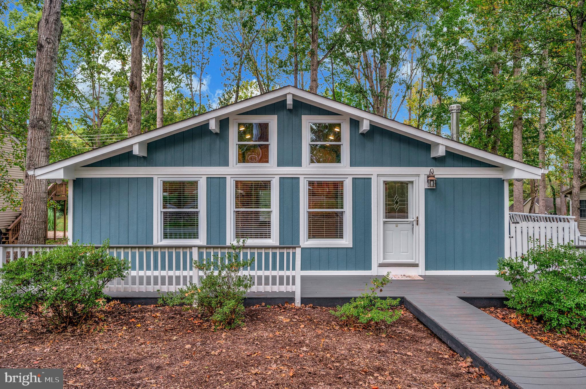 4239 LAKEVIEW PARKWAY