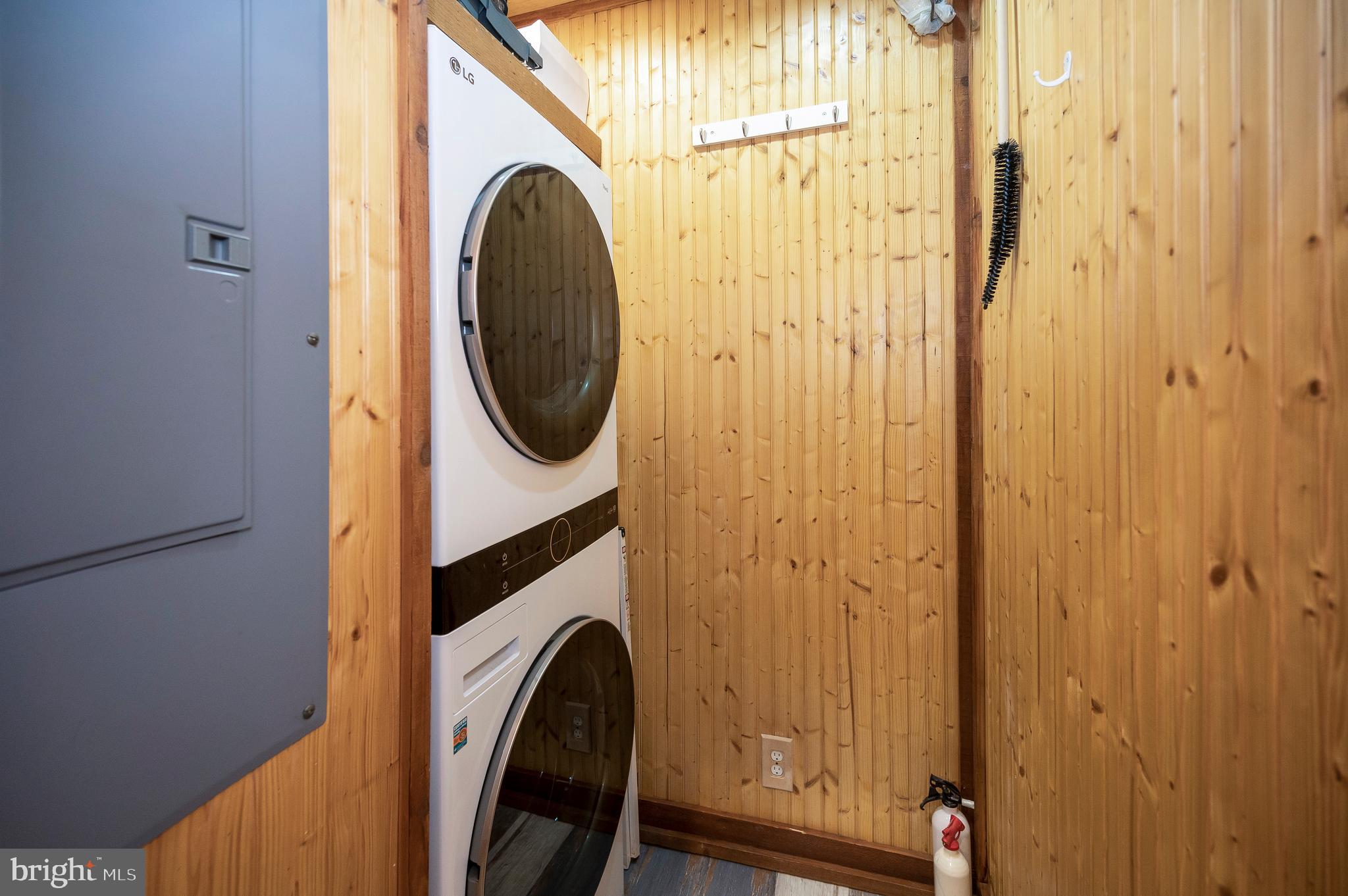 LAKE OF THE WOODS - Residential