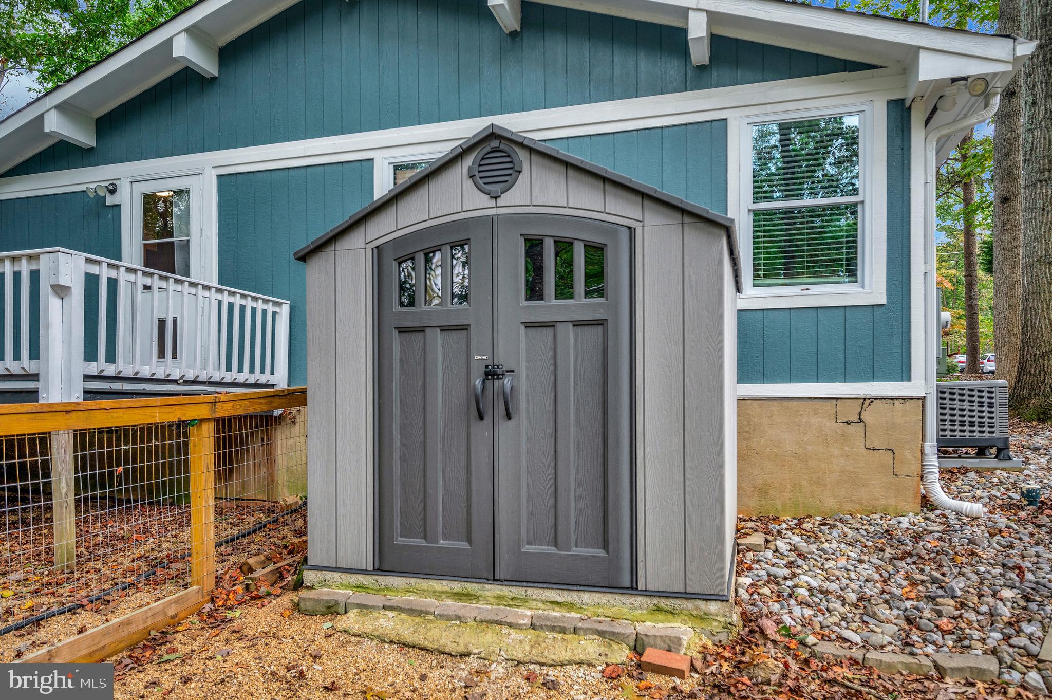 LAKE OF THE WOODS - Residential