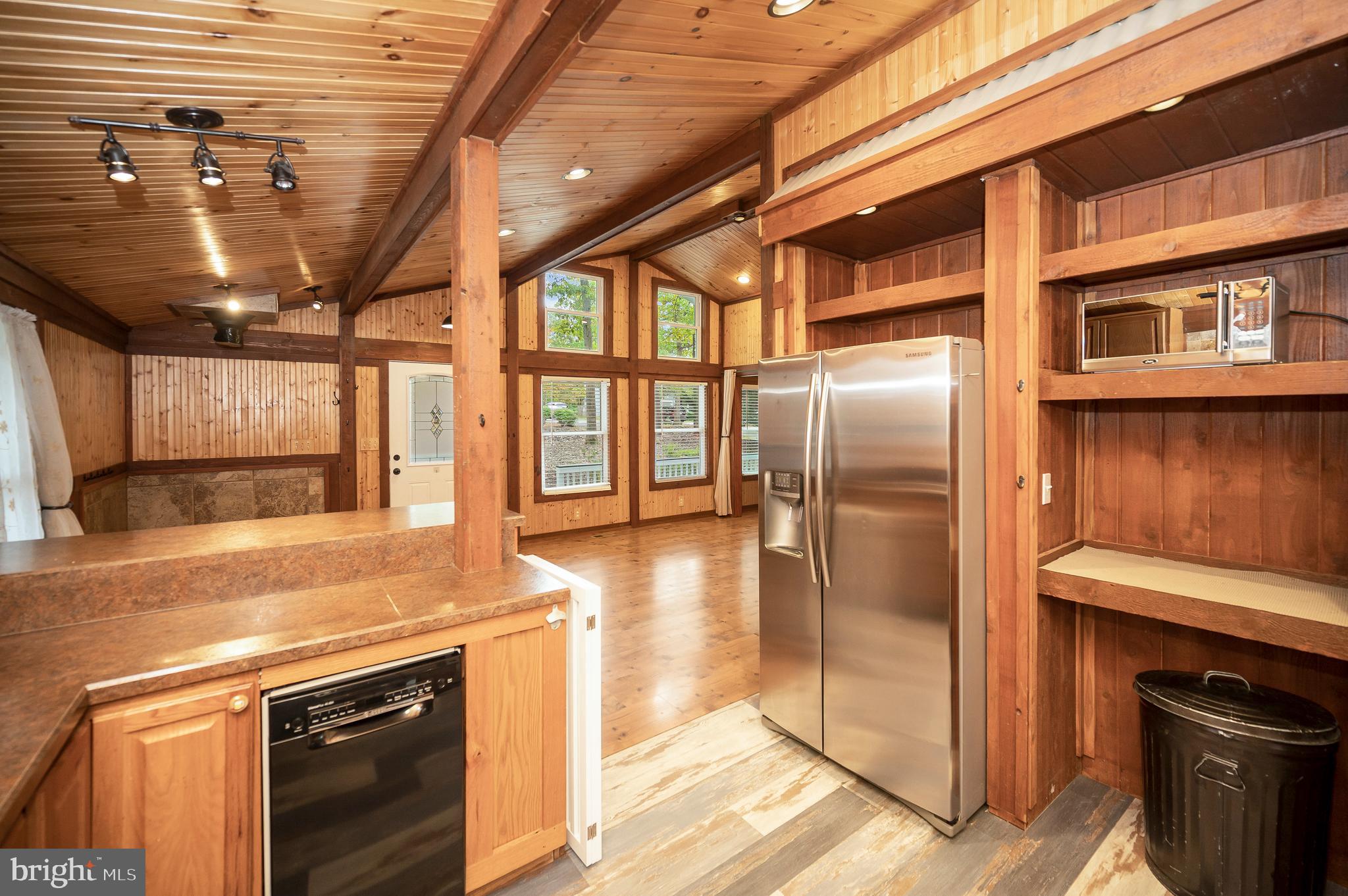 LAKE OF THE WOODS - Residential