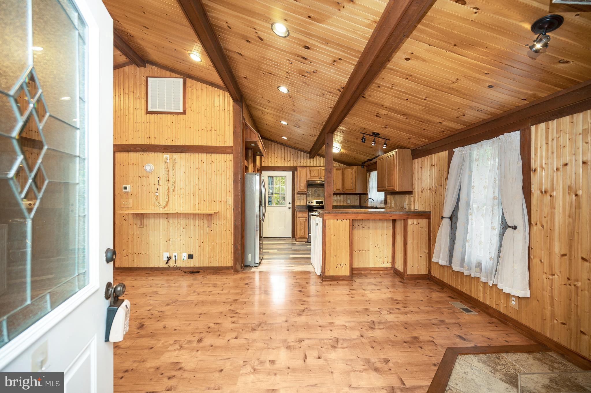 LAKE OF THE WOODS - Residential