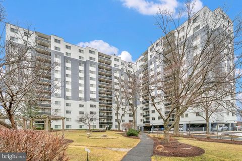 Condo For Sale - 7333 New Hampshire Avenue #1220W<br/> TAKOMA PARK, MD 20912