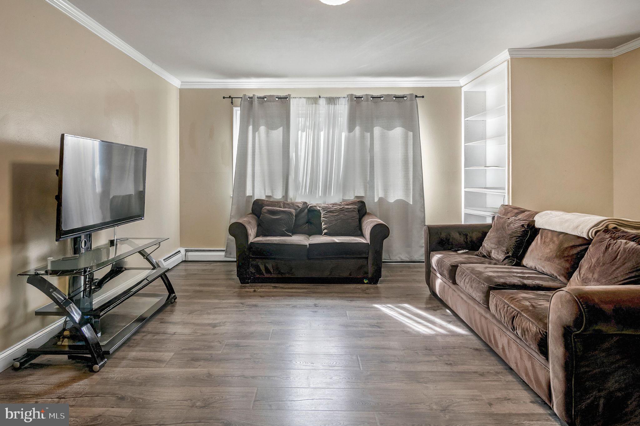 DALE CITY - Residential