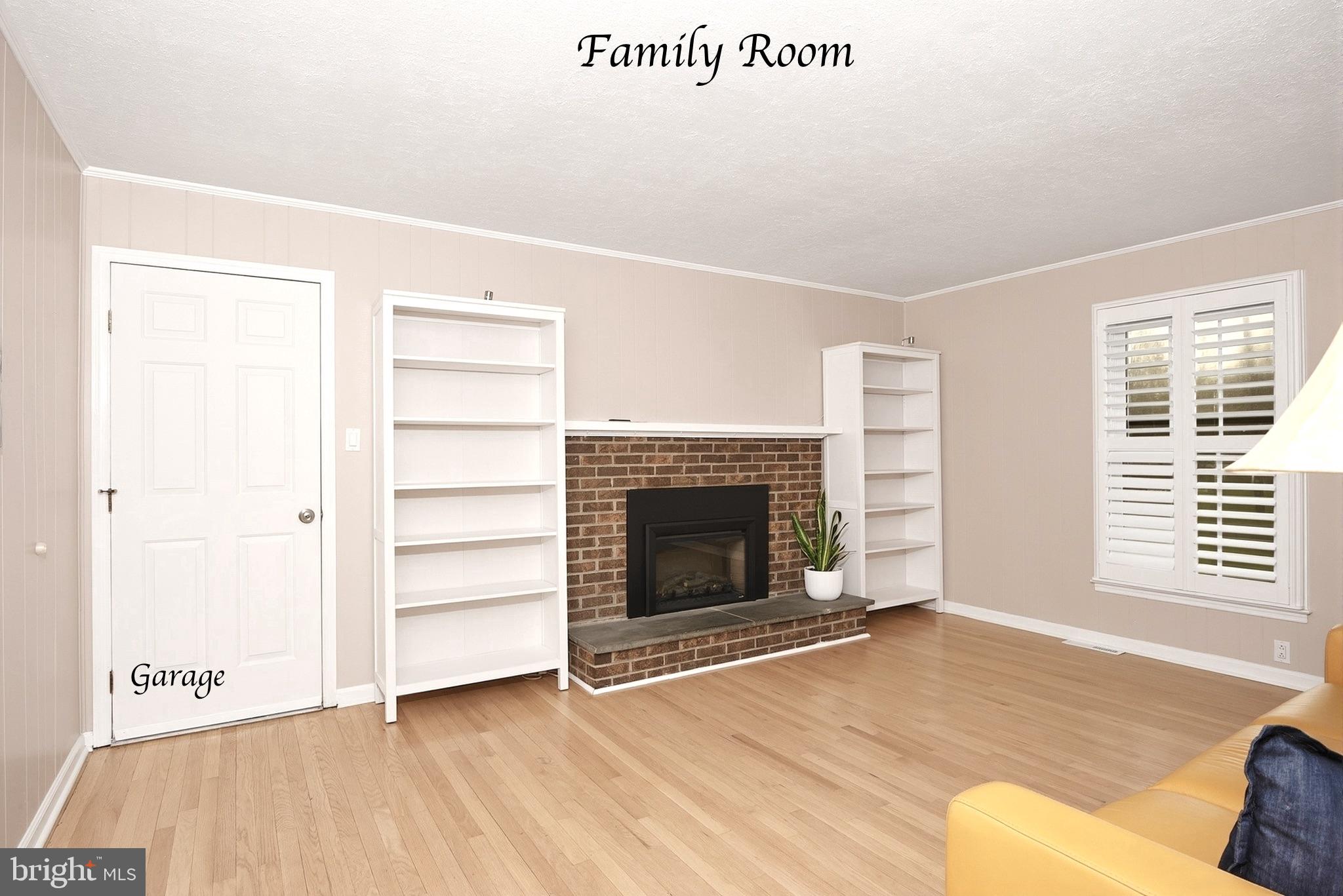 COLONIAL ACRES - Residential