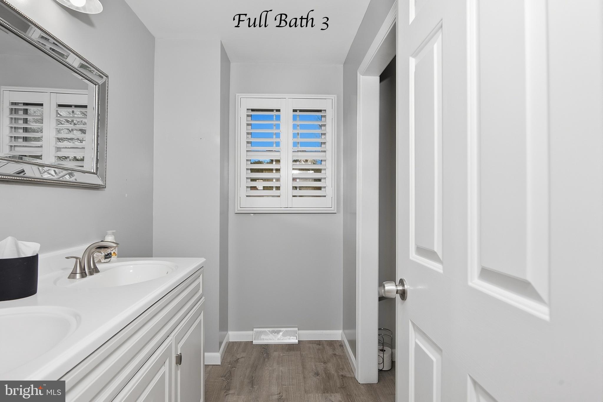 COLONIAL ACRES - Residential