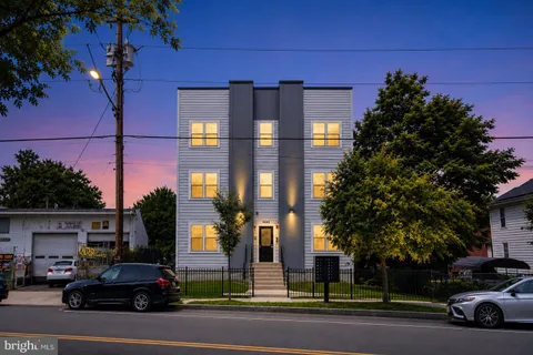 MLS: DCDC2273616