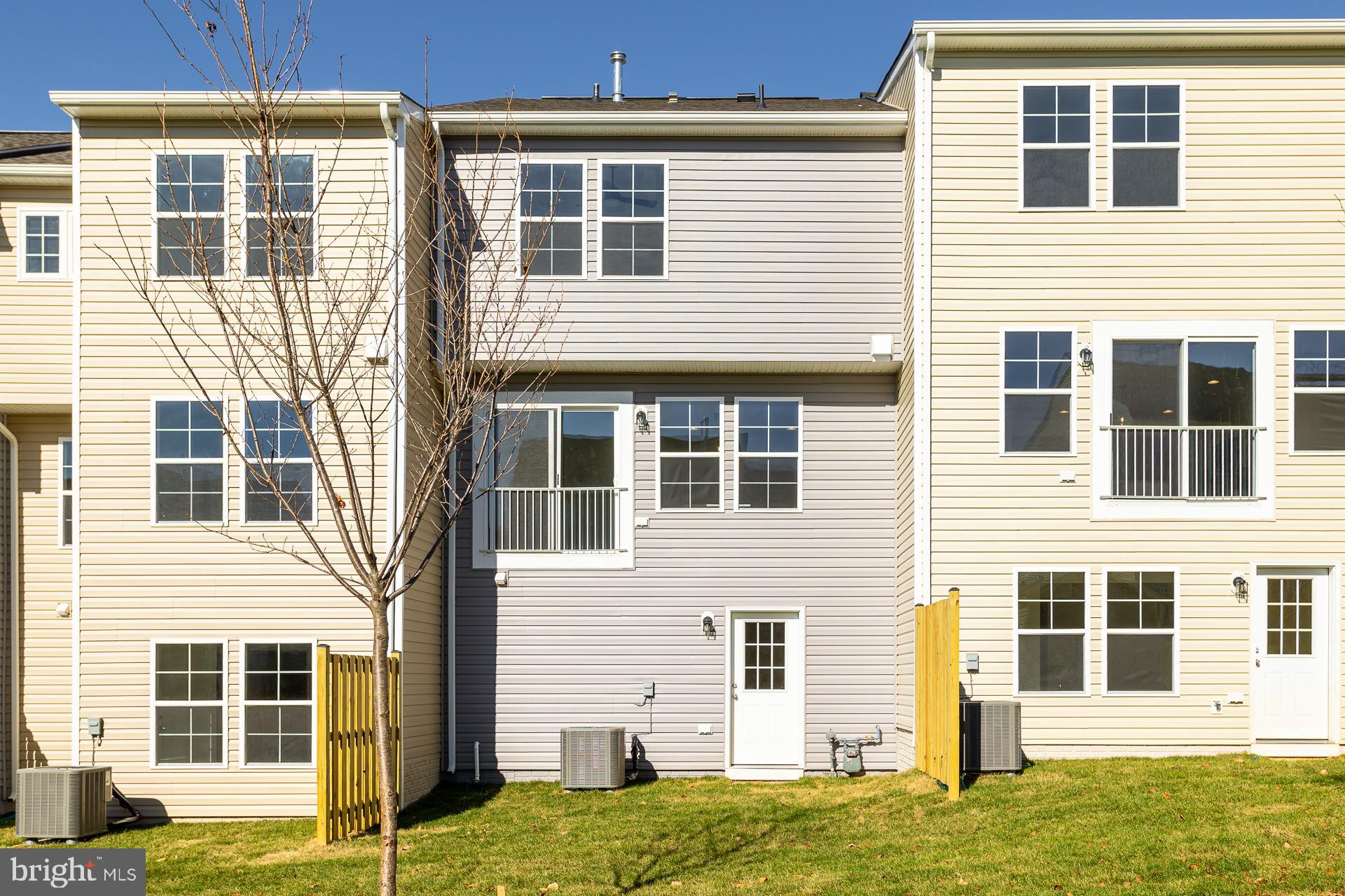 ARCHERS ROCK - Residential