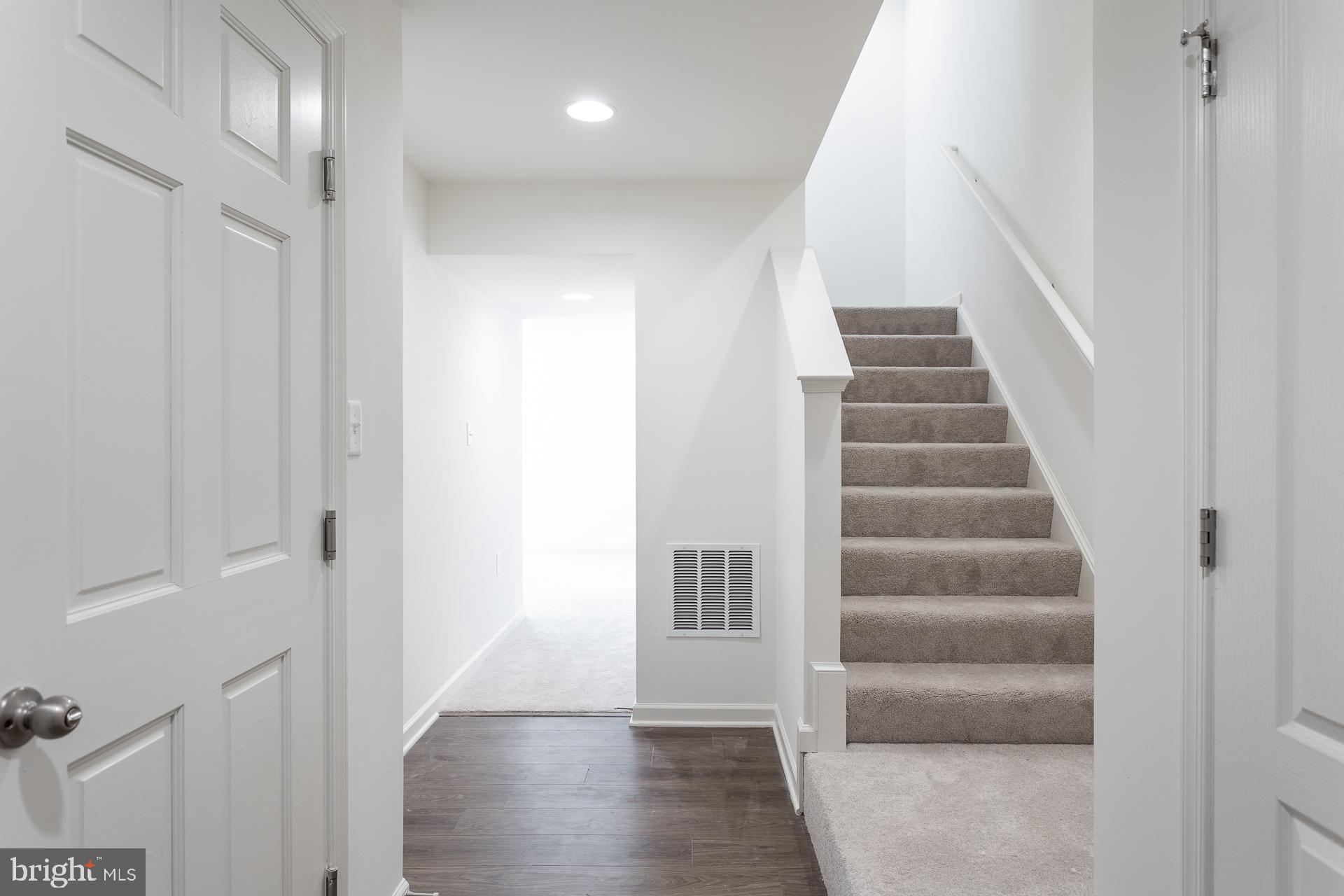 ARCHERS ROCK - Residential